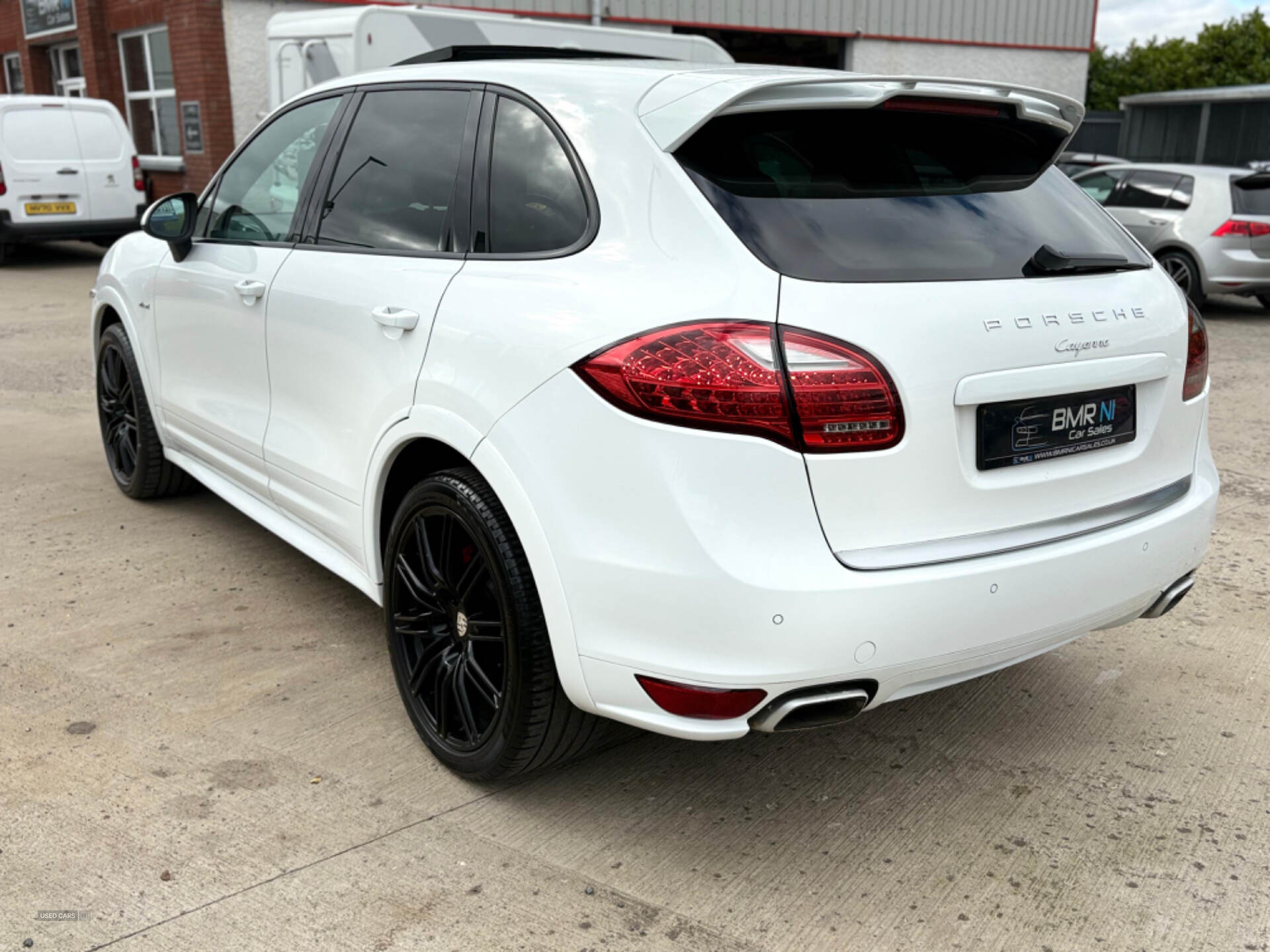 May 2012 Porsche Cayenne V6