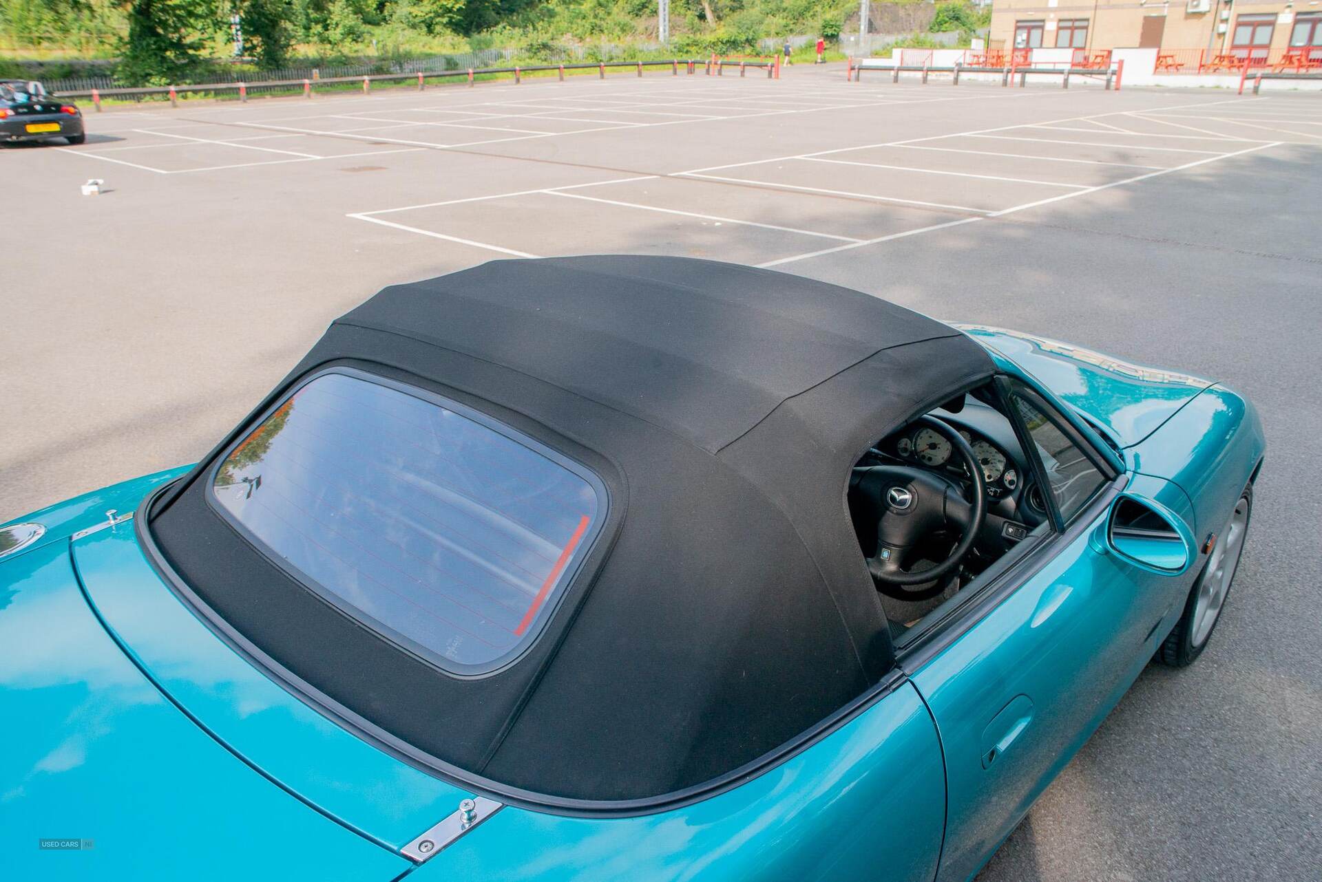 May 2003 Mazda MX-5 1.8i Sport 2dr