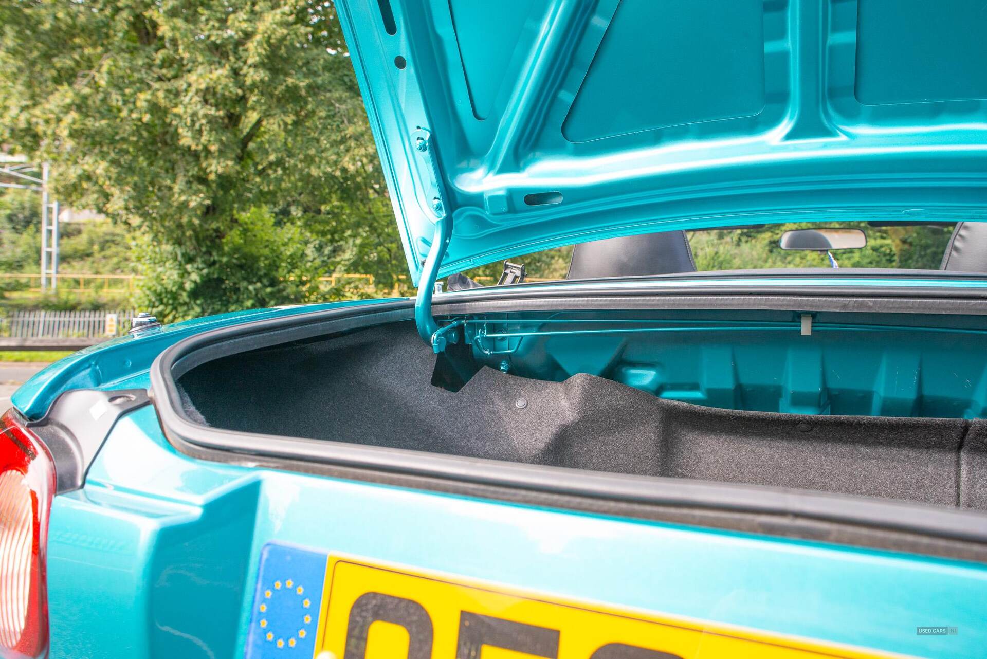 May 2003 Mazda MX-5 1.8i Sport 2dr