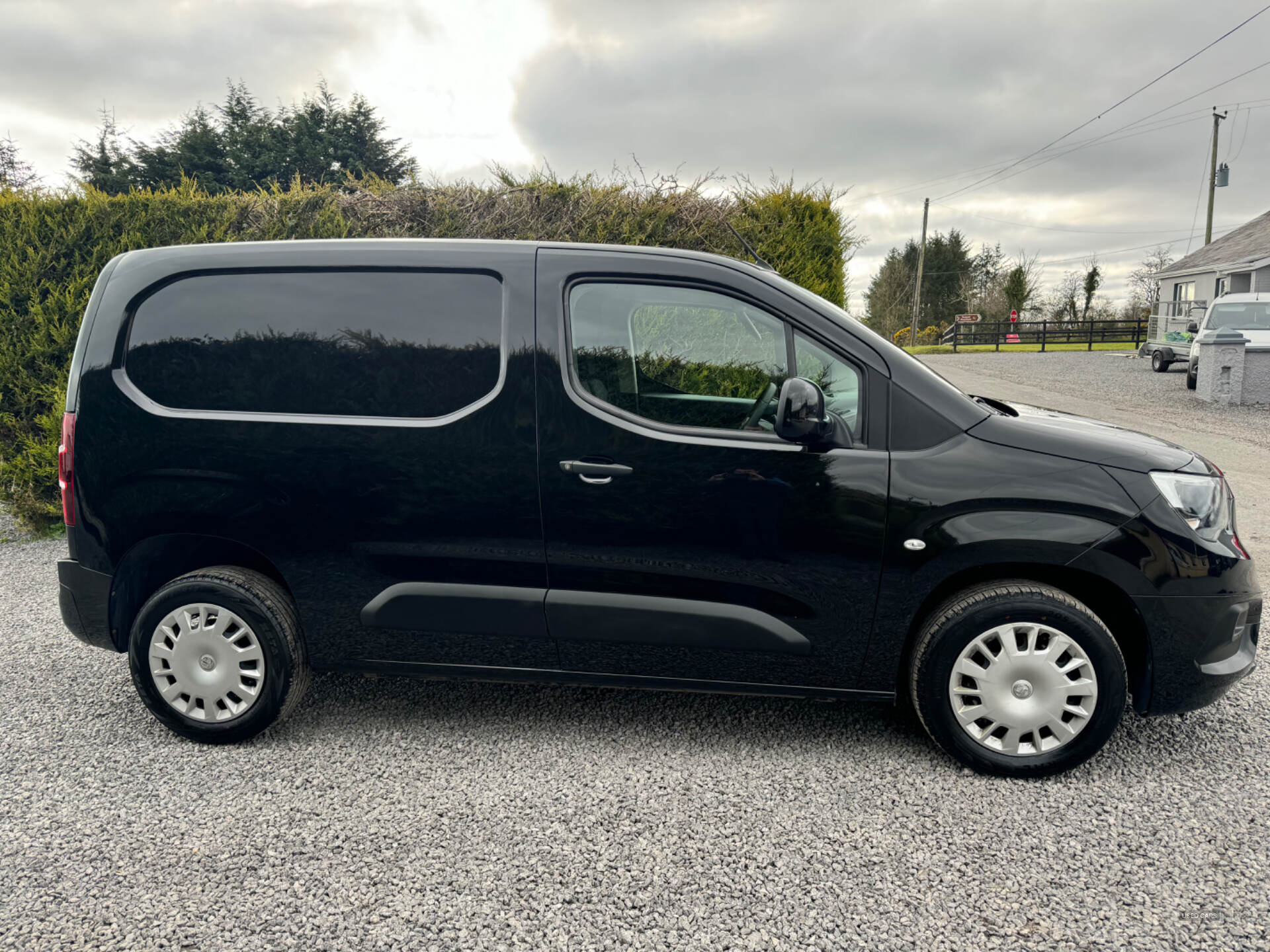 Jun 2021 Vauxhall Combo 2300 1.5 Turbo D 100ps H1 Sportive Van