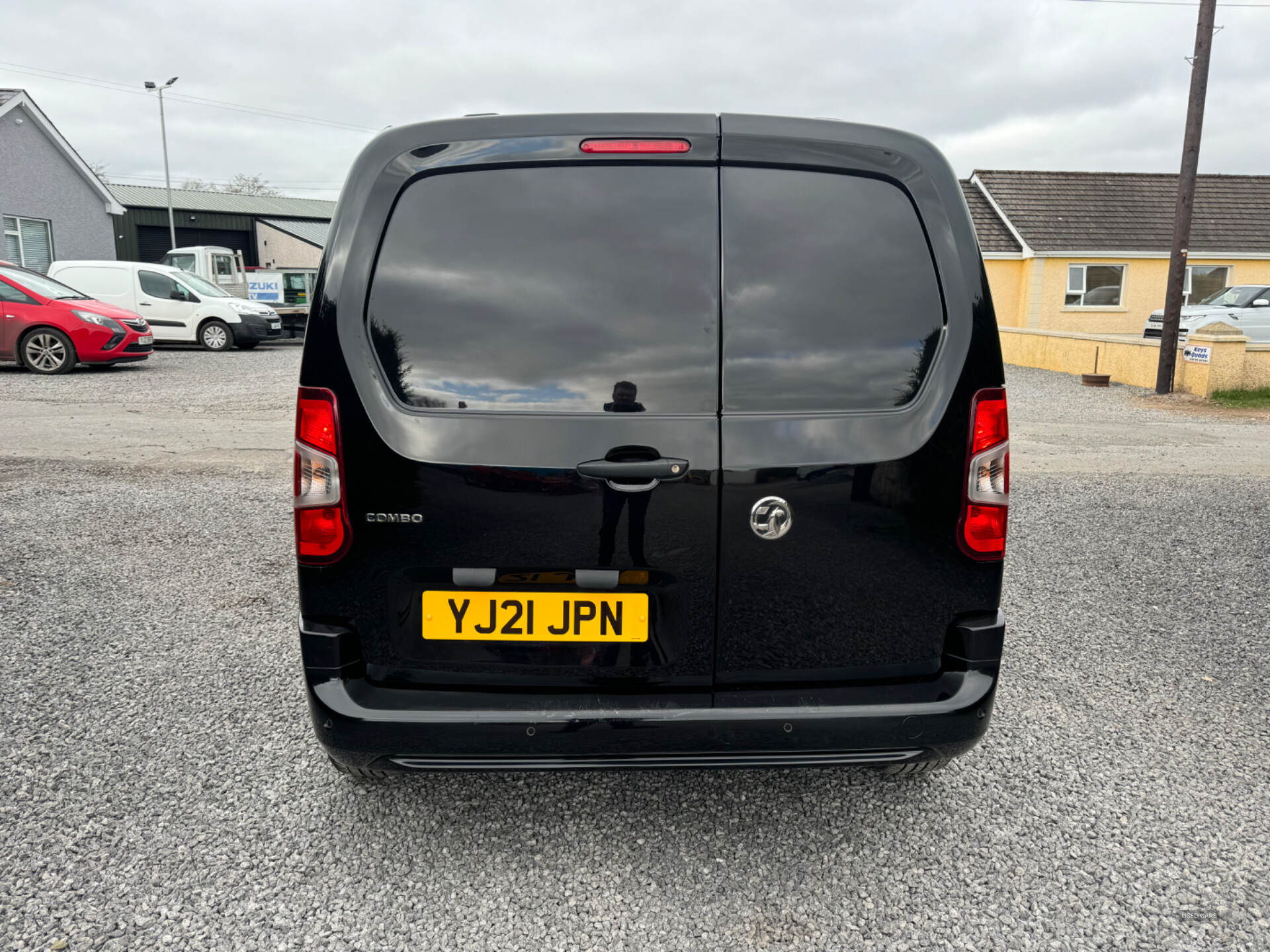 Jun 2021 Vauxhall Combo 2300 1.5 Turbo D 100ps H1 Sportive Van