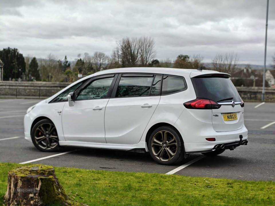 Jul 2012 Vauxhall Zafira 2.0 CDTi [165] SRi 5dr