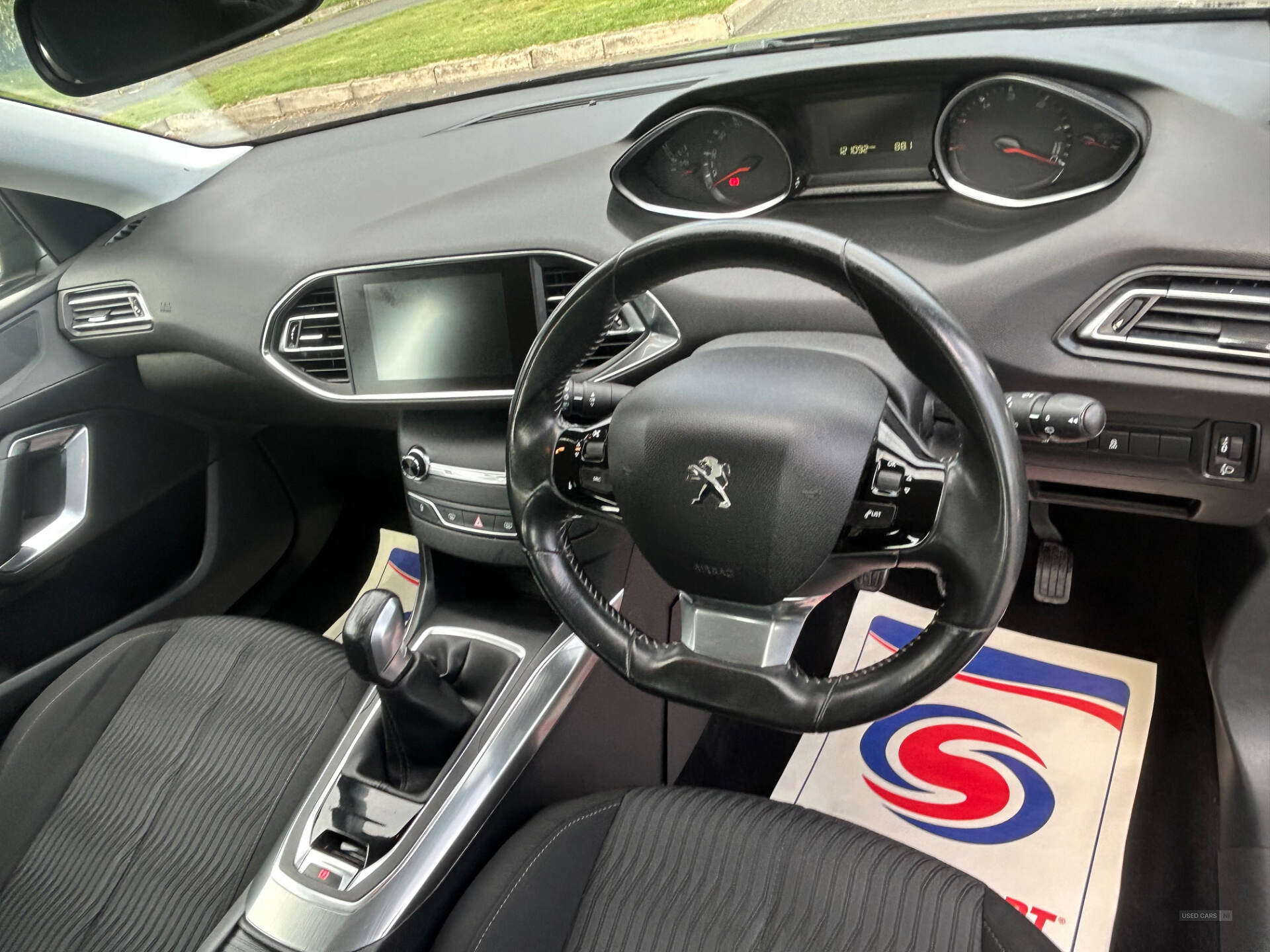 May 2014 Peugeot 308 1.6 HDi 92 Active 5dr
