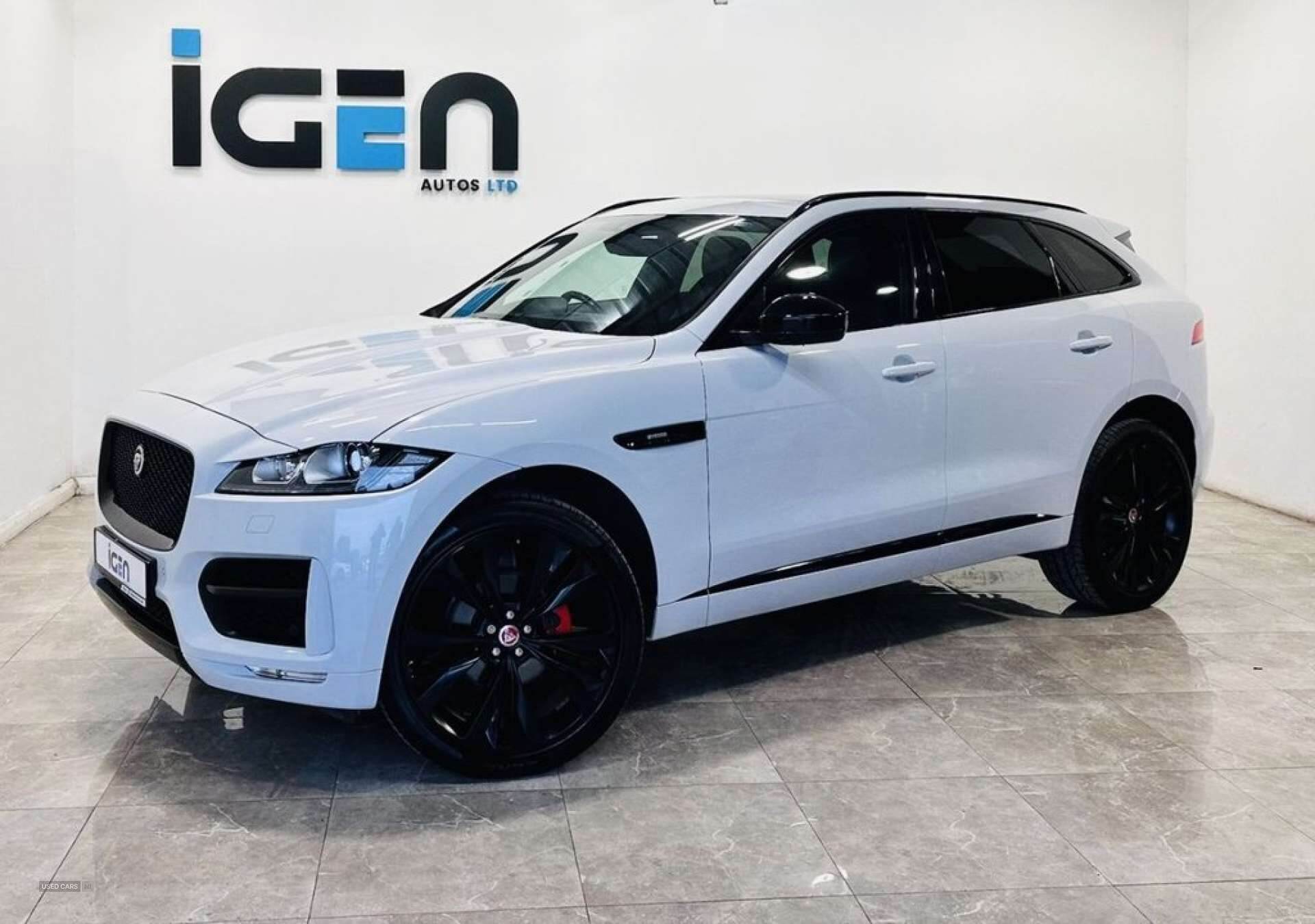 Mar 2017 Jaguar F-Pace 2.0d R-Sport 5dr Auto AWD
