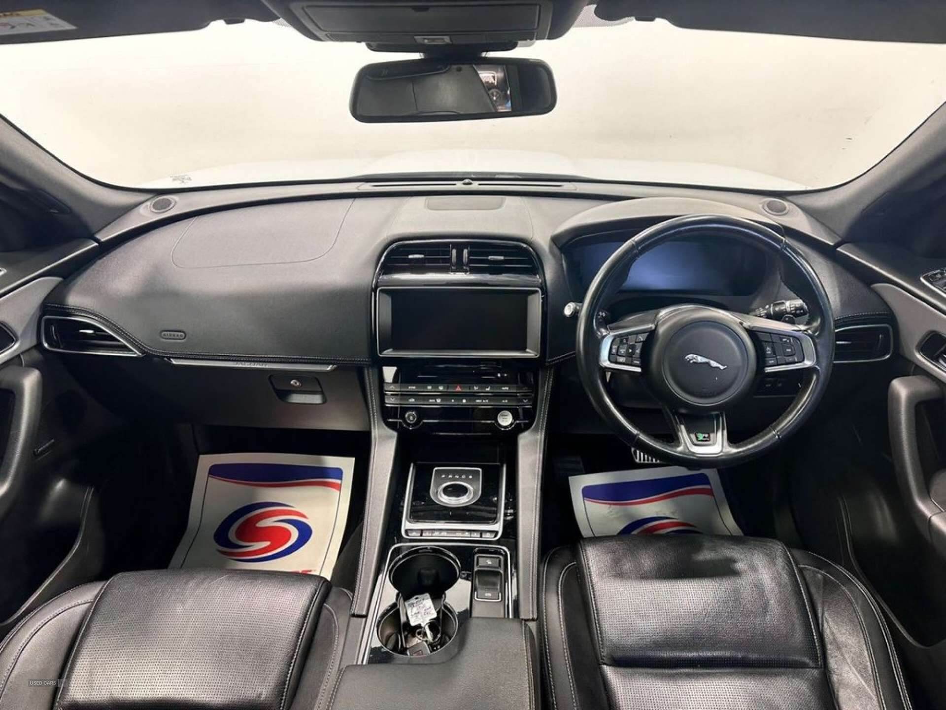 Mar 2017 Jaguar F-Pace 2.0d R-Sport 5dr Auto AWD