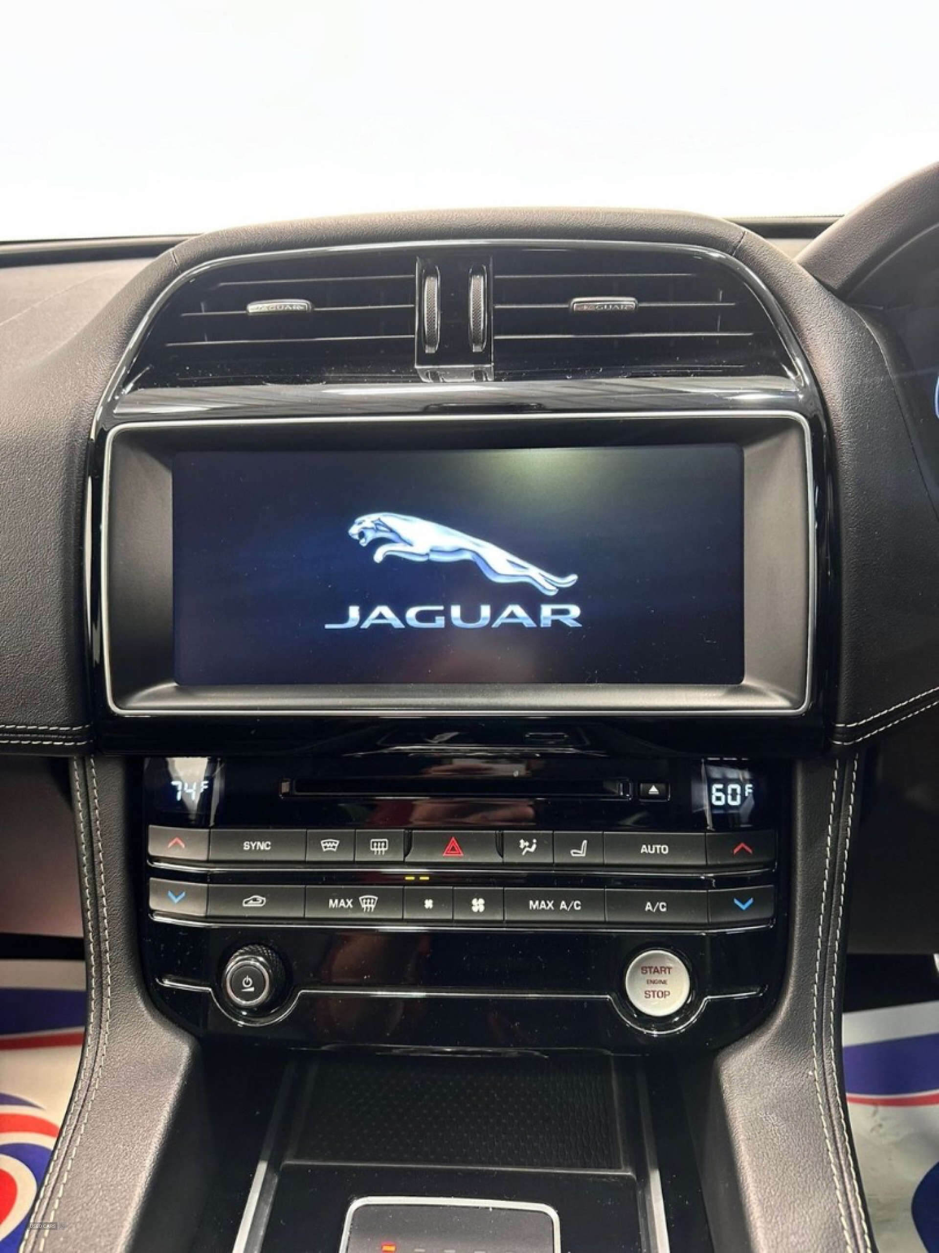 Mar 2017 Jaguar F-Pace 2.0d R-Sport 5dr Auto AWD