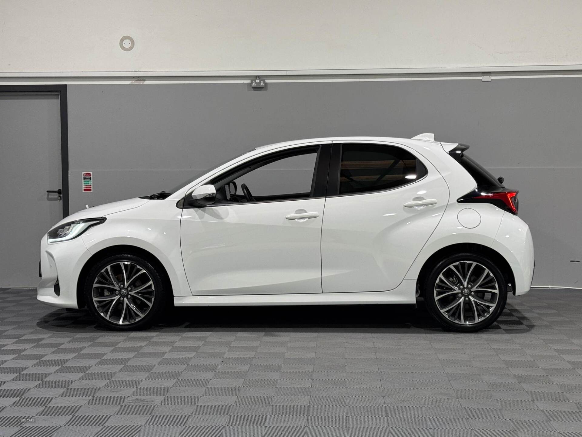 Mar 2022 Toyota Yaris 1.5 Hybrid Excel 5dr CVT