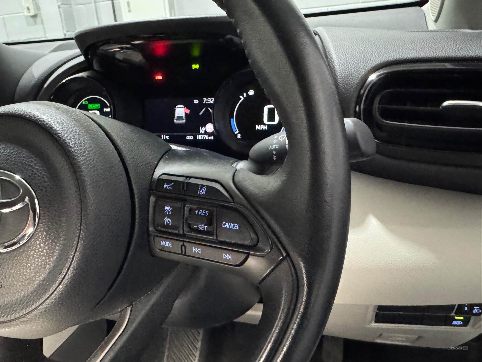 Mar 2022 Toyota Yaris 1.5 Hybrid Excel 5dr CVT