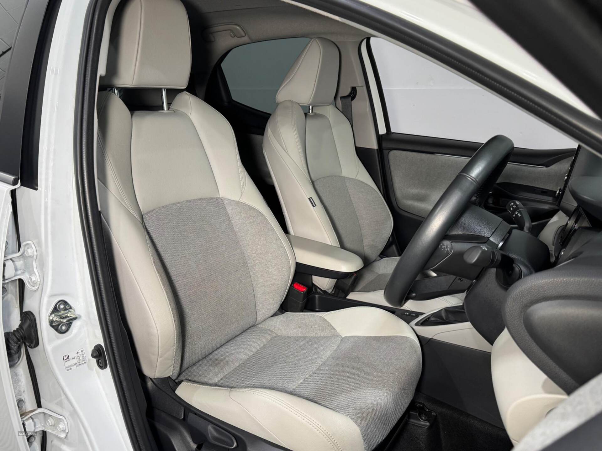 Mar 2022 Toyota Yaris 1.5 Hybrid Excel 5dr CVT