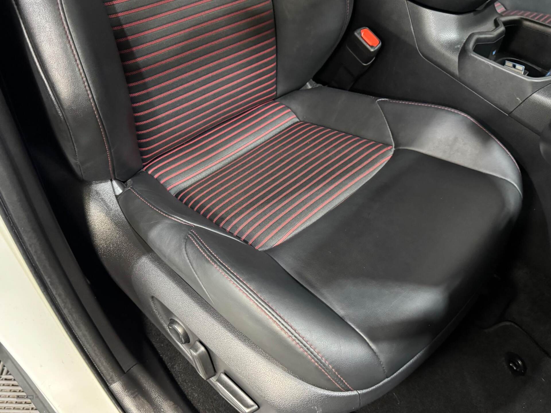 Nov 2022 Toyota RAV4 2.5 PHEV Dynamic 5dr CVT