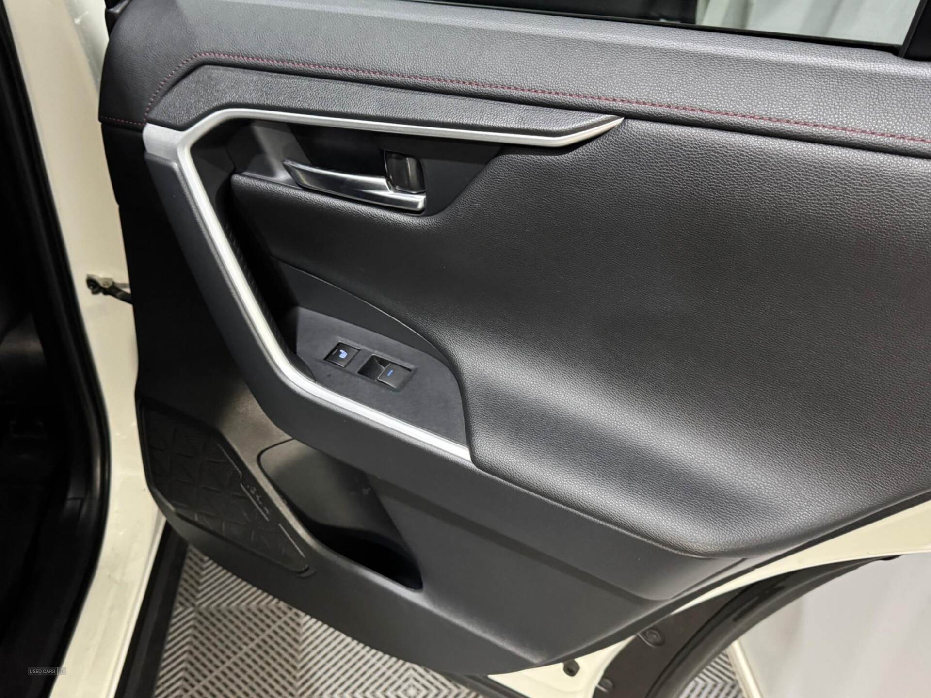 Nov 2022 Toyota RAV4 2.5 PHEV Dynamic 5dr CVT