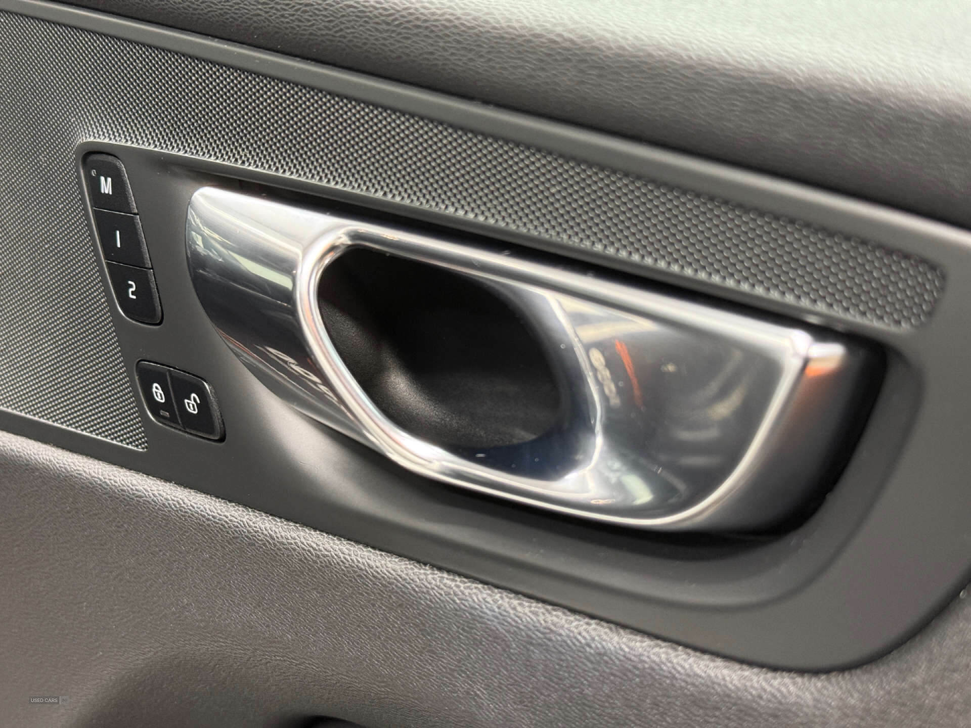 Jun 2019 Volvo XC60 2.0 D4 R DESIGN Pro 5dr AWD Geartronic