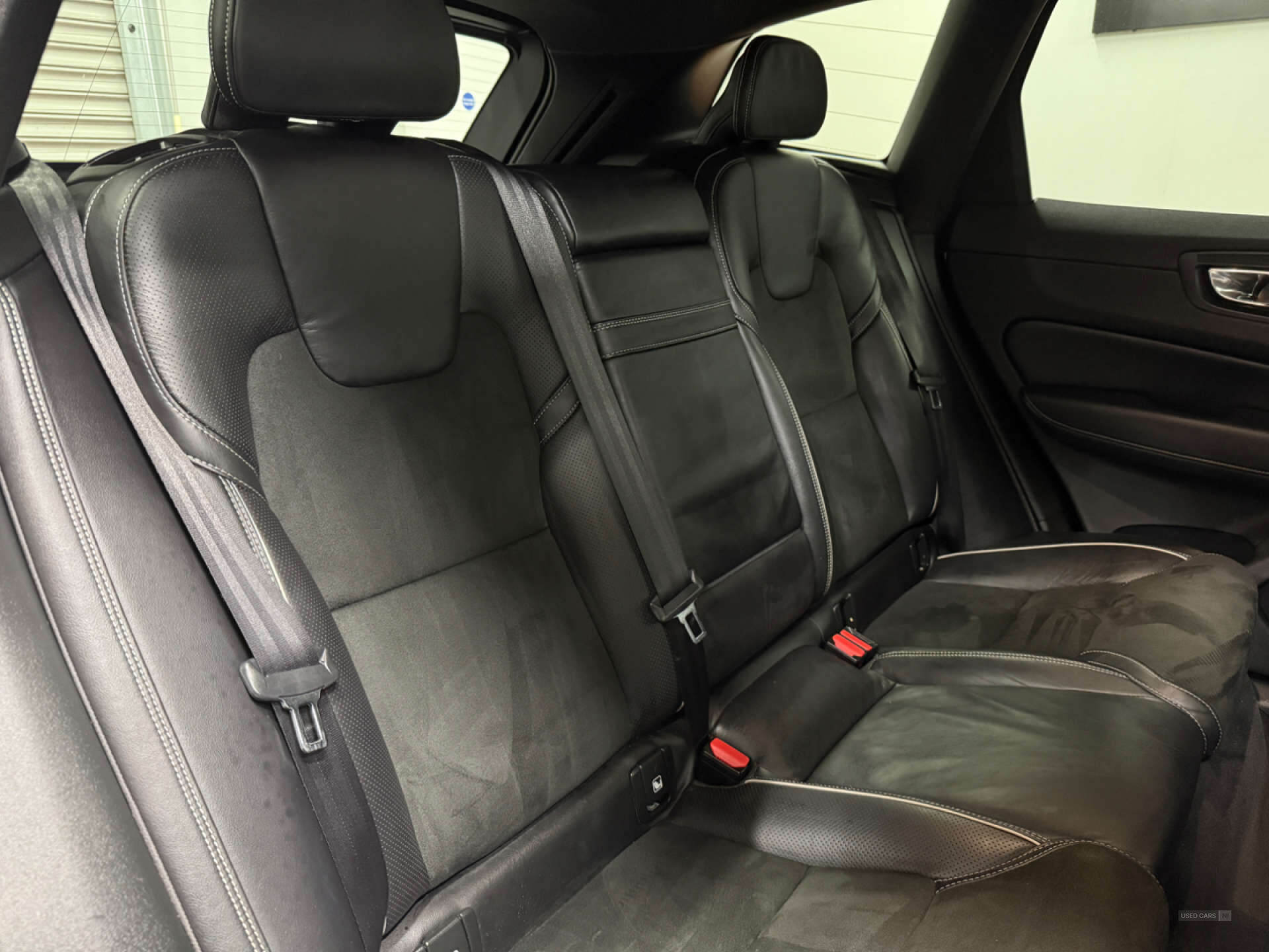 Jun 2019 Volvo XC60 2.0 D4 R DESIGN Pro 5dr AWD Geartronic
