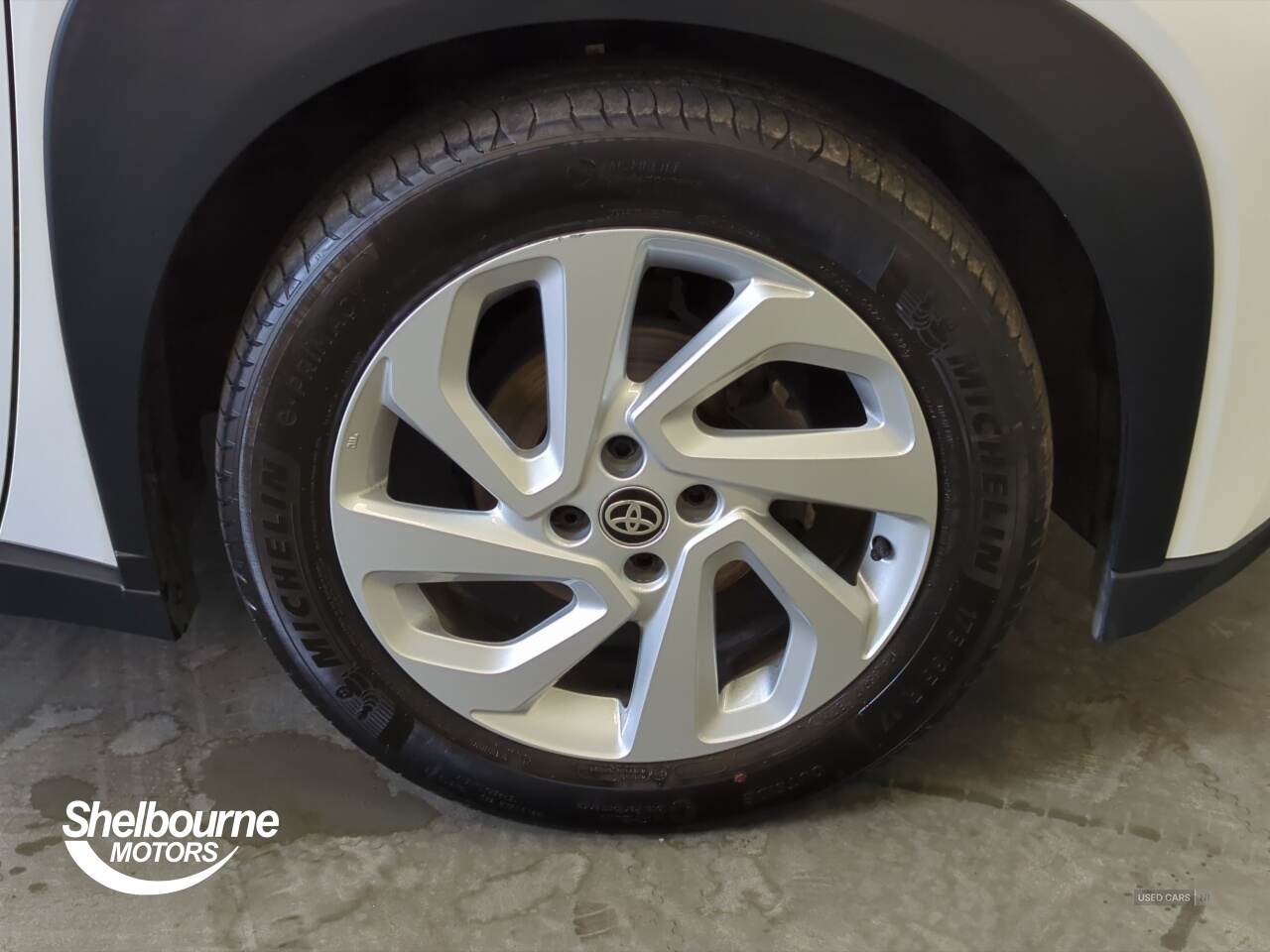 Apr 2023 Toyota Aygo X 1.0 VVT-i Pure 5dr Auto