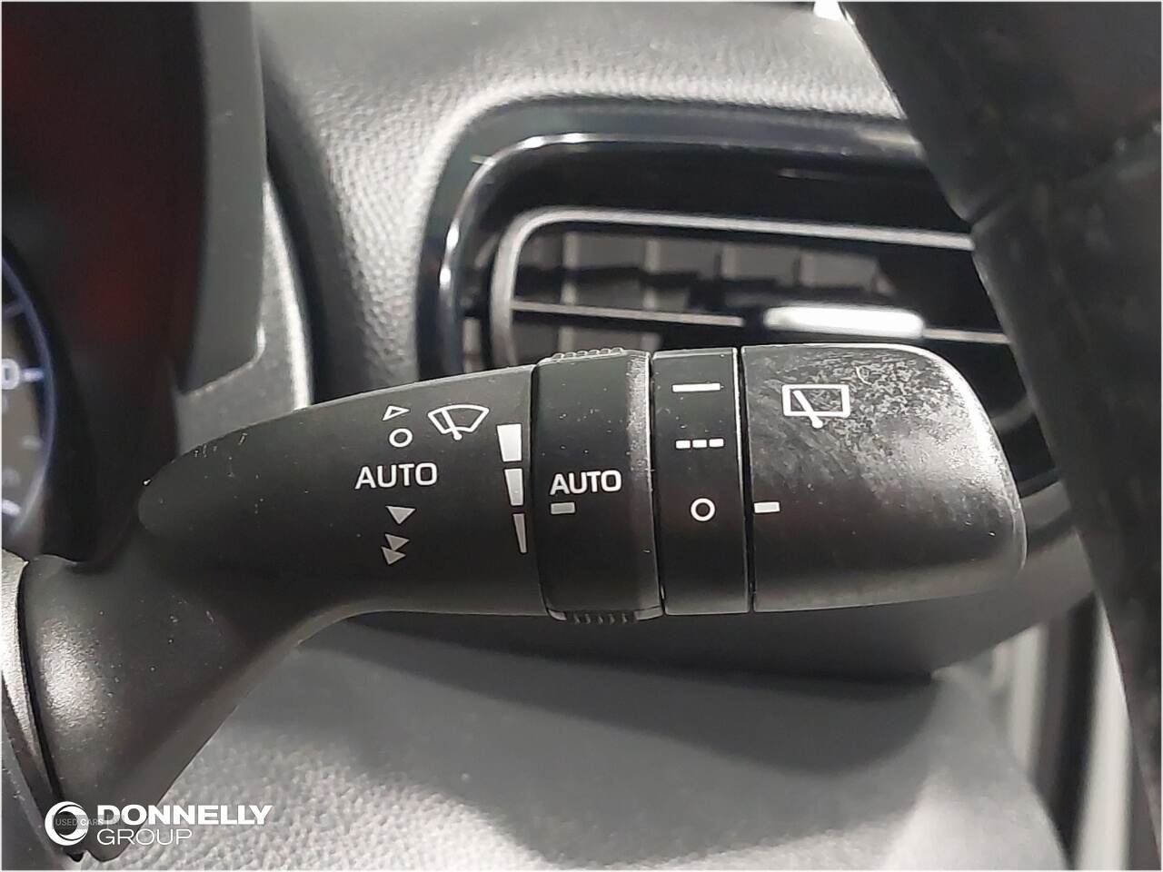 Mar 2022 Toyota Yaris 1.5 Hybrid Icon 5dr CVT