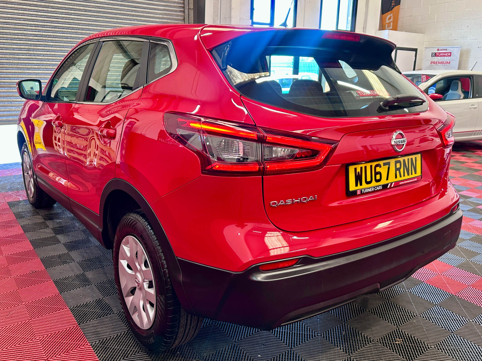 Sep 2017 Nissan Qashqai 1.5 dCi Visia 5dr