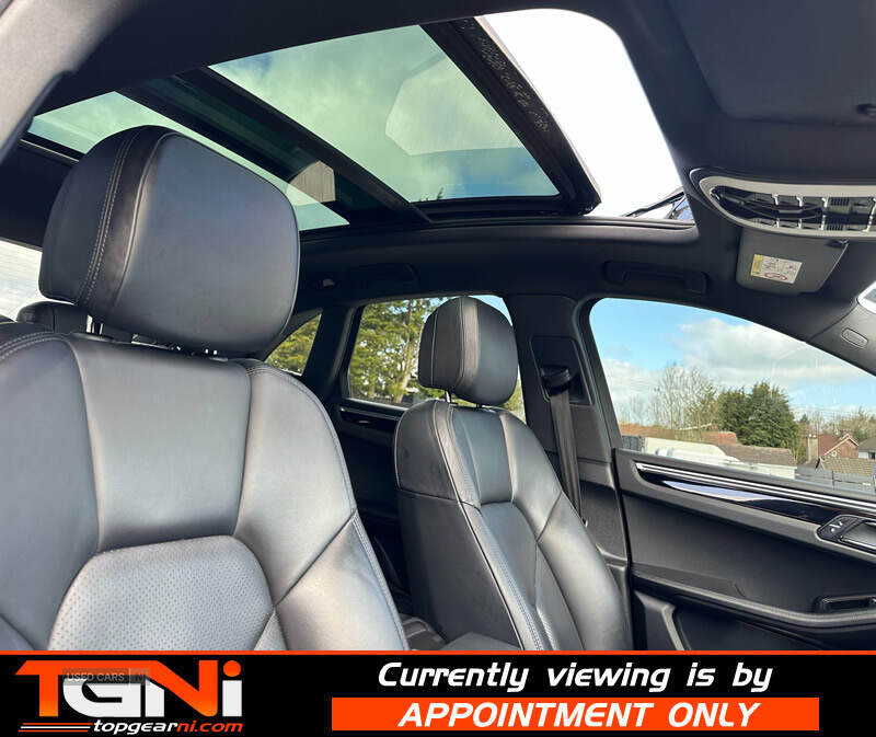 Mar 2017 Porsche Macan S Diesel 5dr PDK