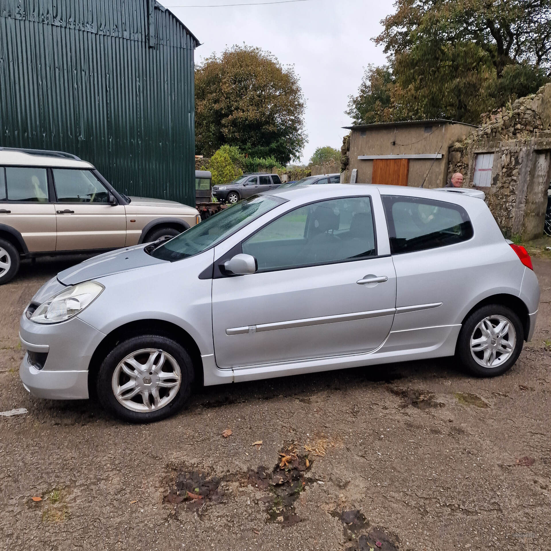 Jun 2007 Renault Clio 1.2 16V Extreme 3dr
