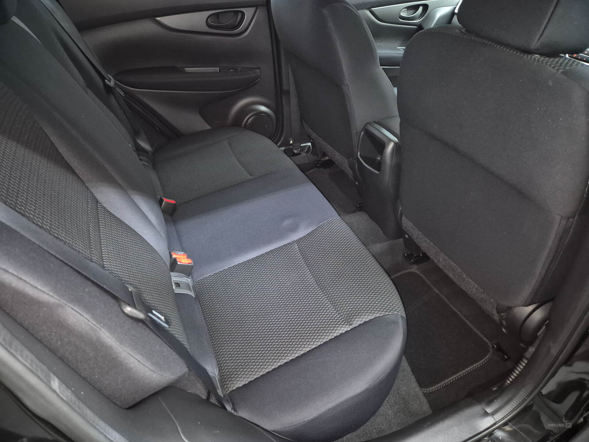 Apr 2015 Nissan Qashqai 1.2 DIG-T Visia 2WD