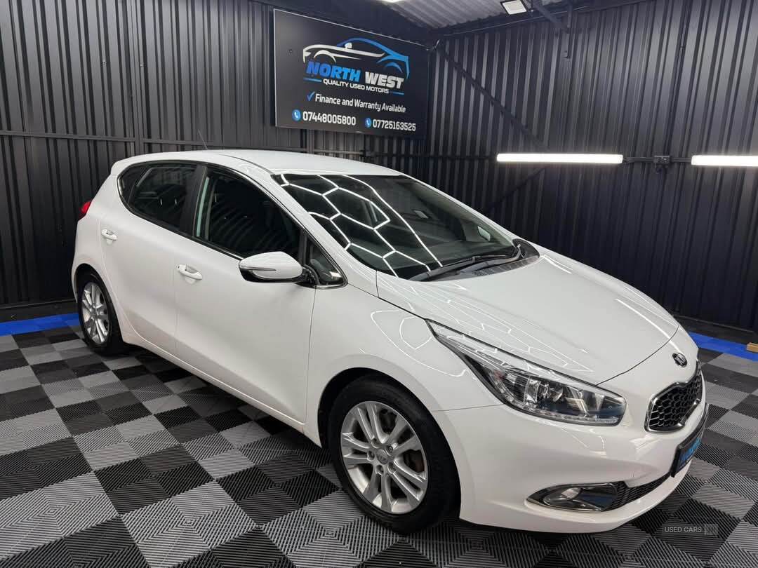 Dec 2014 Kia Ceed 1.6 CRDi 2 EcoDynamics 5dr