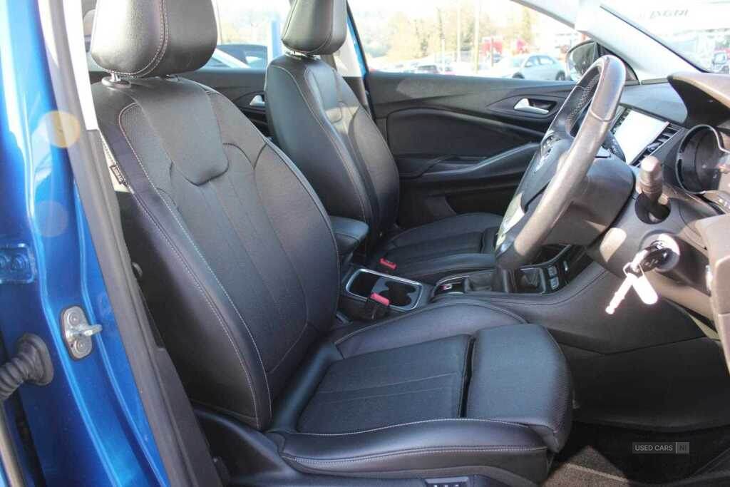 Sep 2021 Vauxhall Grandland X 1.2 Turbo Elite Nav 5dr