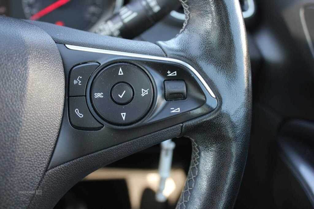 Sep 2021 Vauxhall Grandland X 1.2 Turbo Elite Nav 5dr