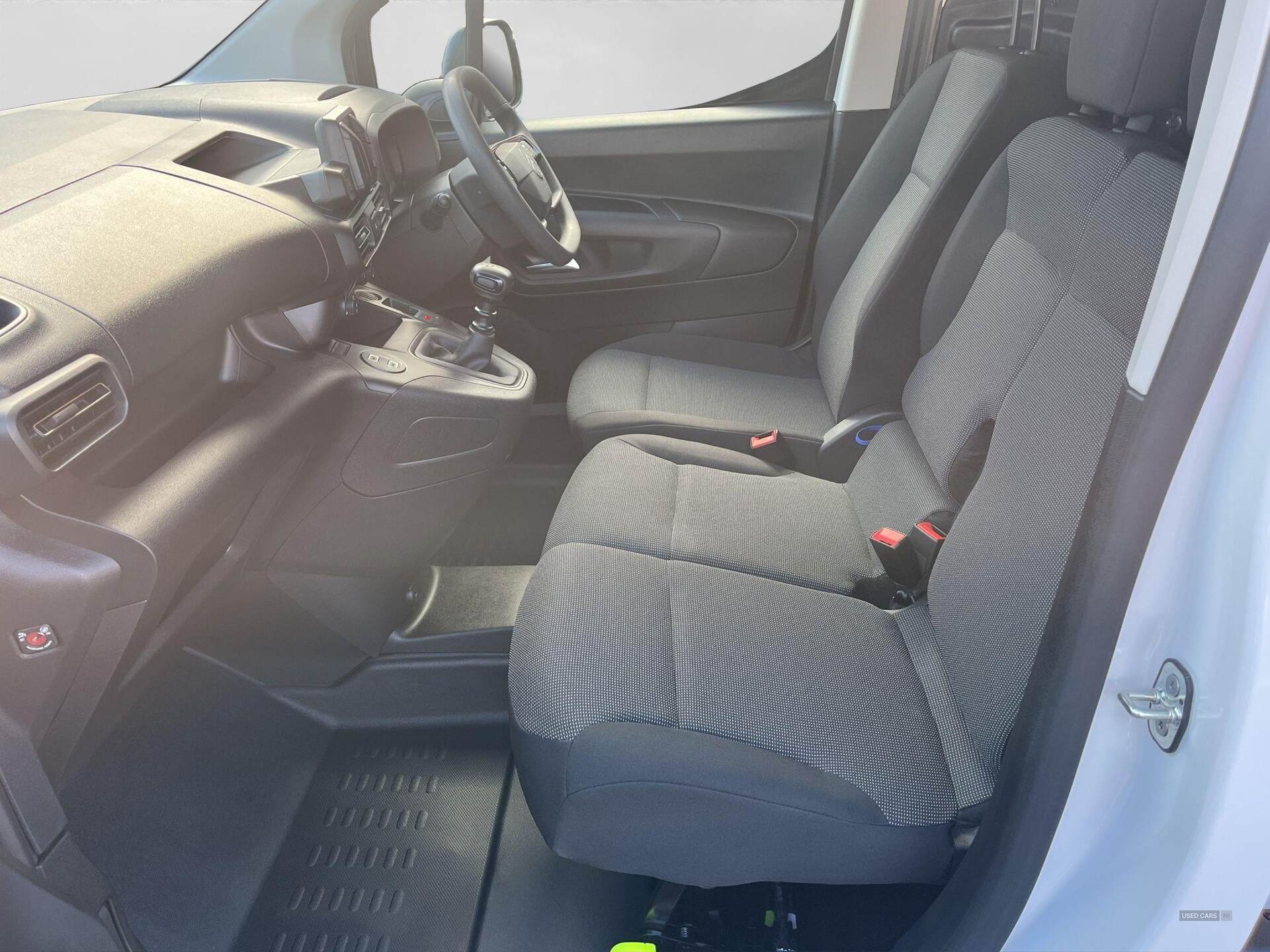 Feb 2025 Citroen Berlingo 1.5 BlueHDi 100ps Van Enterprise