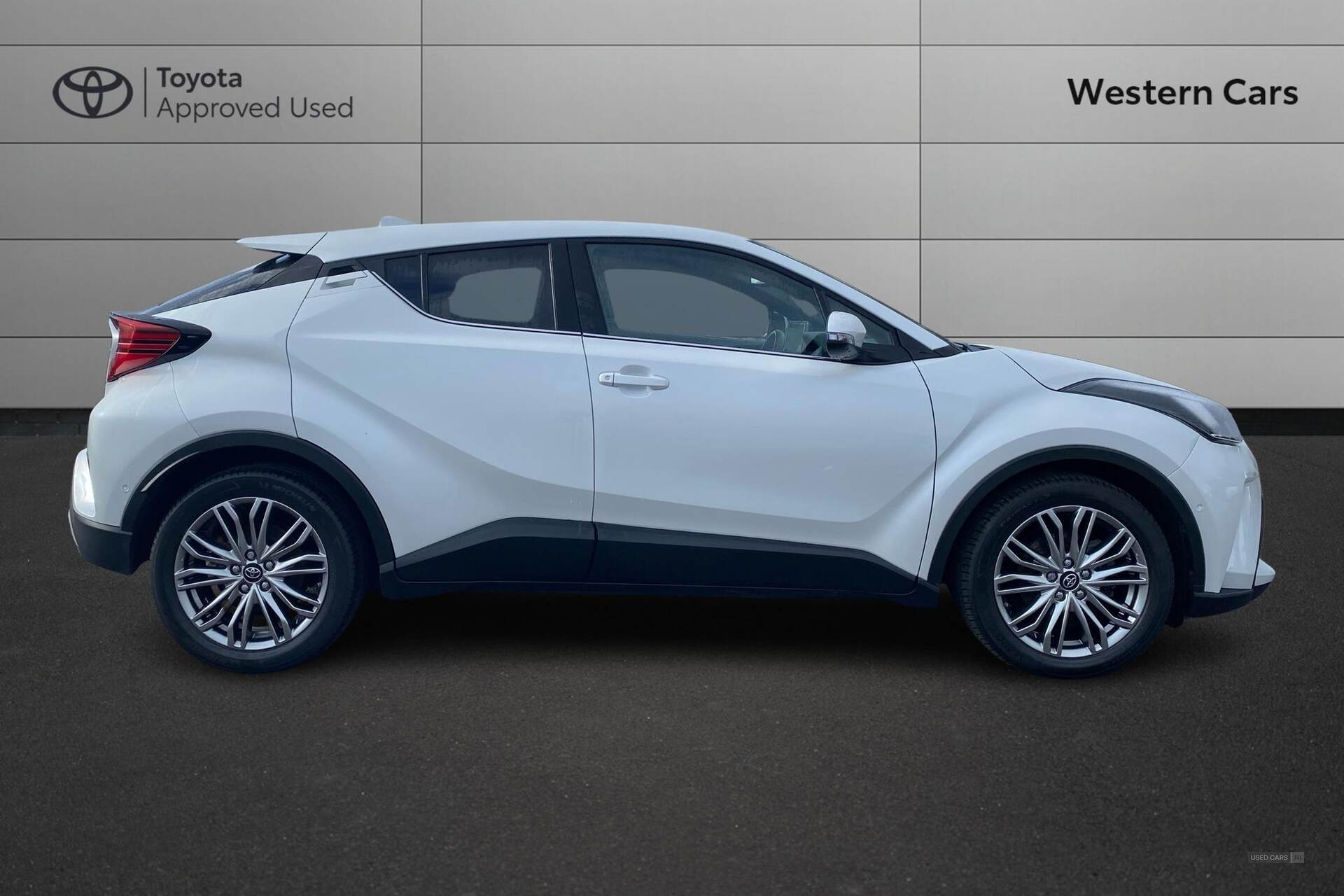 Oct 2023 Toyota C-HR 2.0 Hybrid Excel 5dr CVT