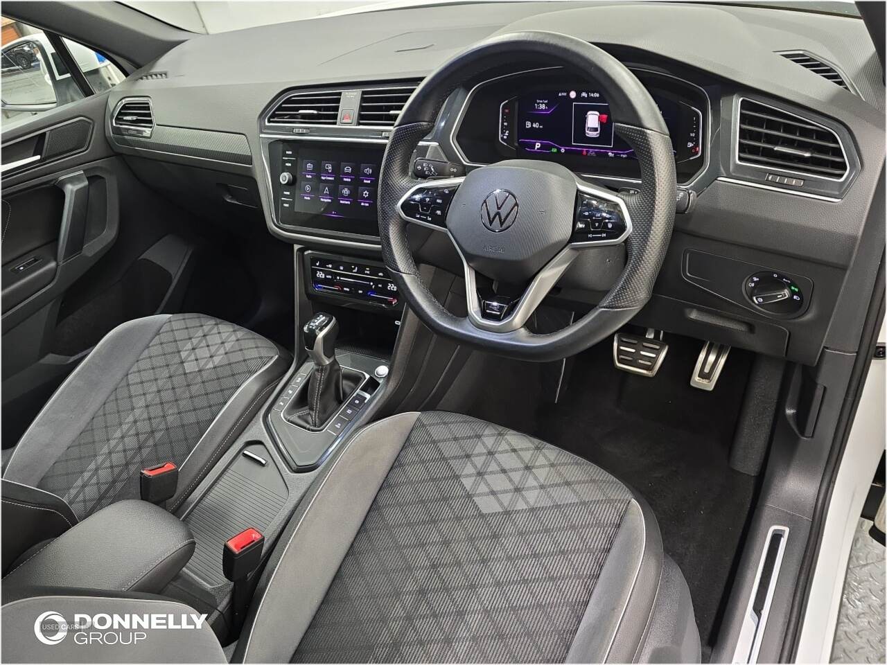 Jan 2023 Volkswagen Tiguan 2.0 TDI R-Line 5dr DSG