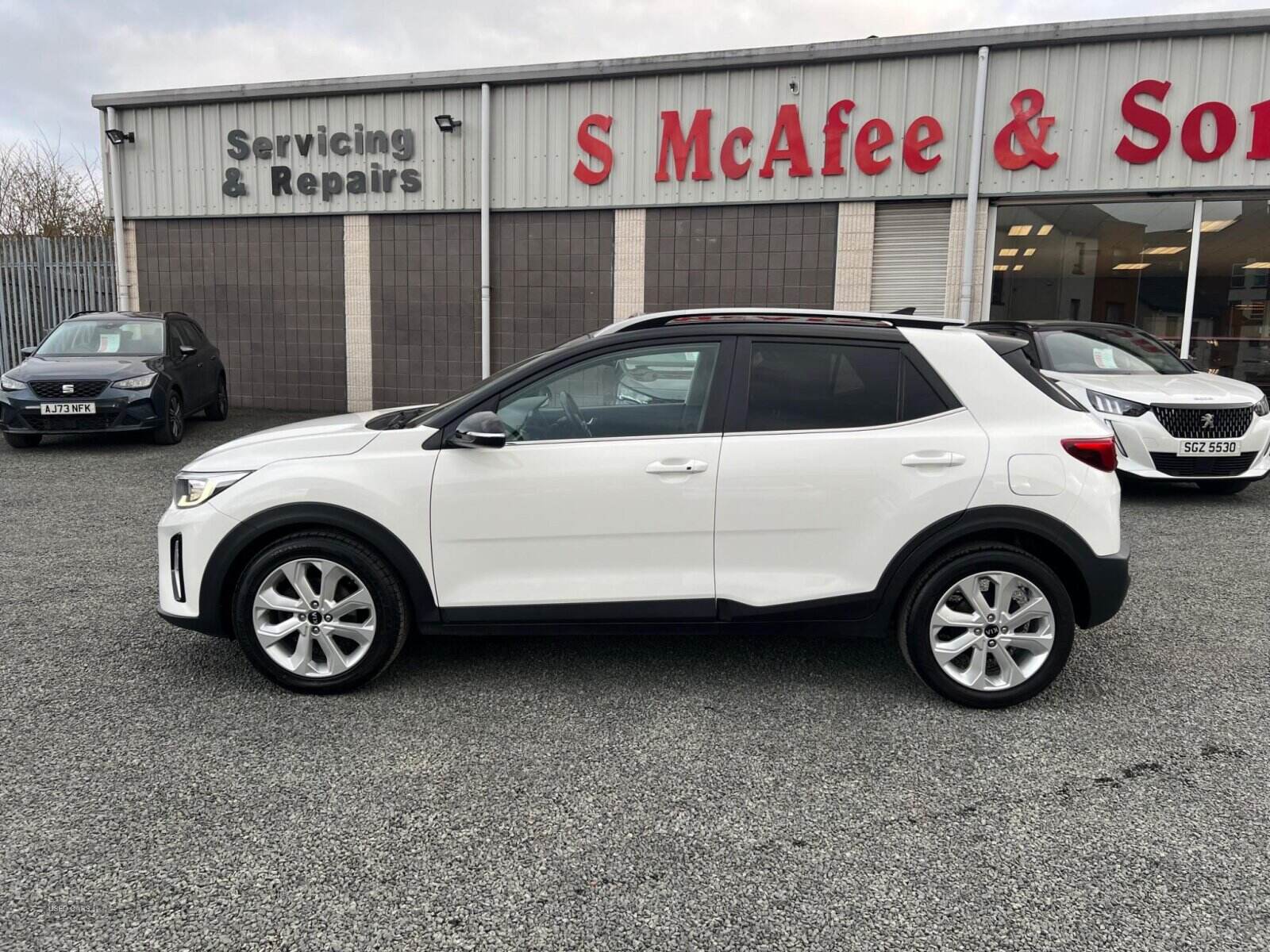 Feb 2021 Kia Stonic 1.0T GDi 48V Connect 5dr DCT