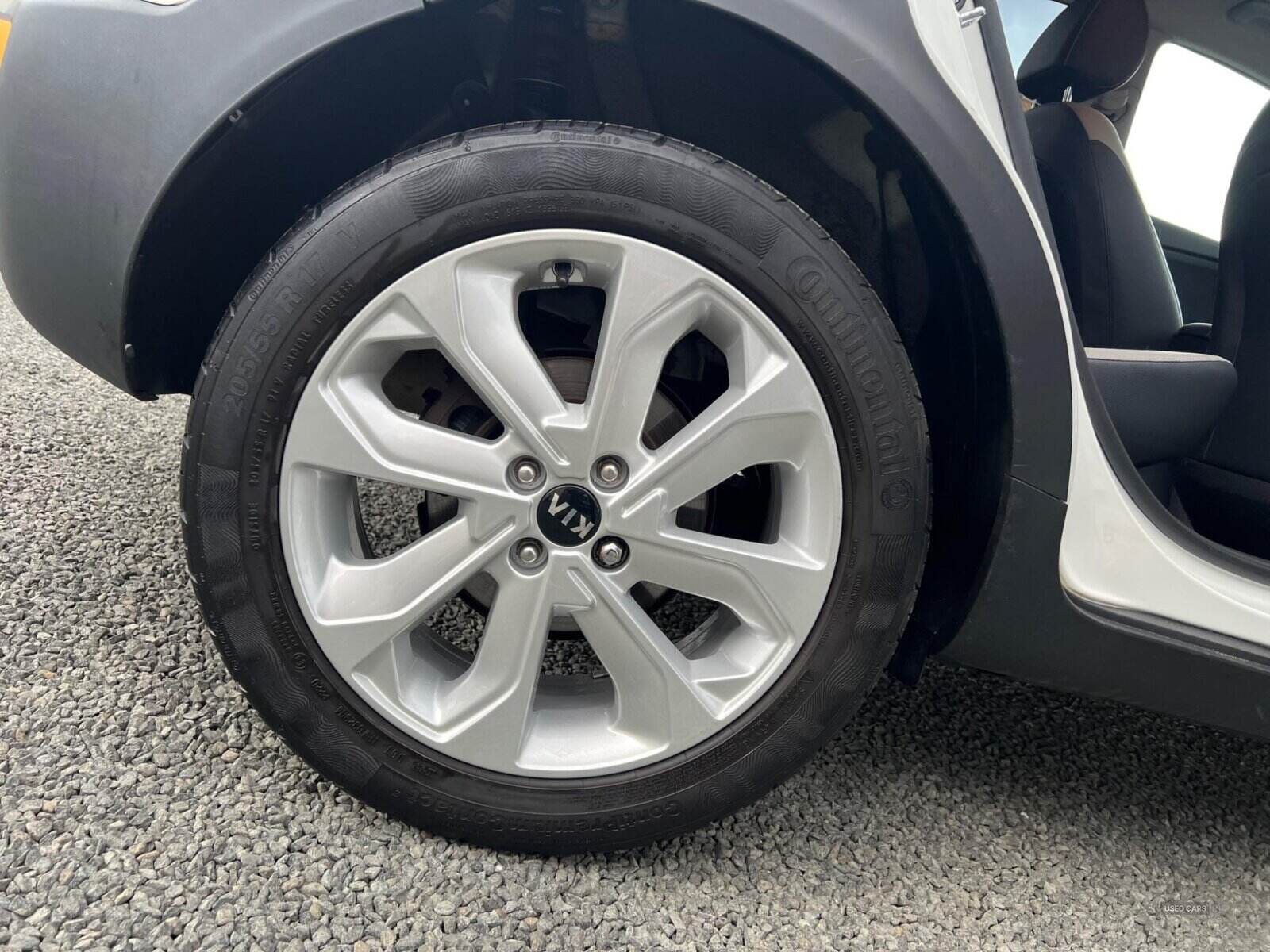 Feb 2021 Kia Stonic 1.0T GDi 48V Connect 5dr DCT