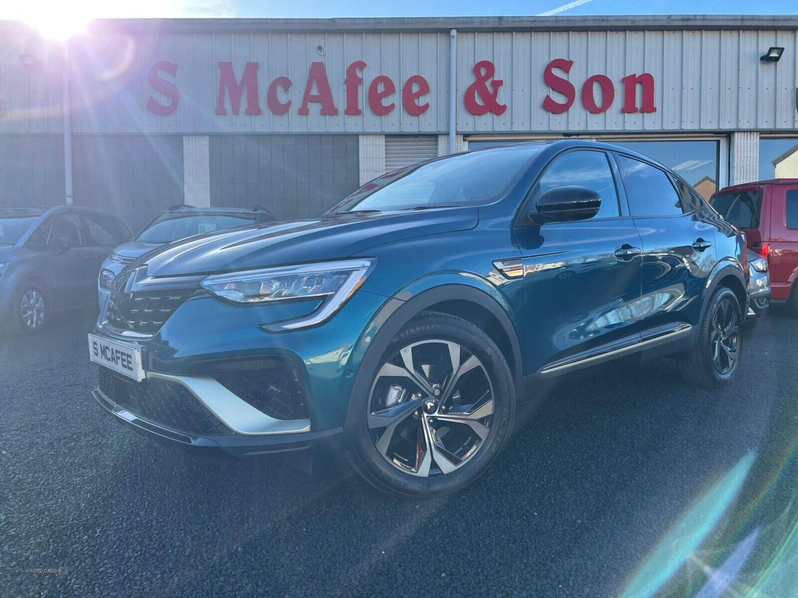 Jan 2023 Renault Arkana 1.6 E-Tech full hybrid 145 Engineered 5dr Auto