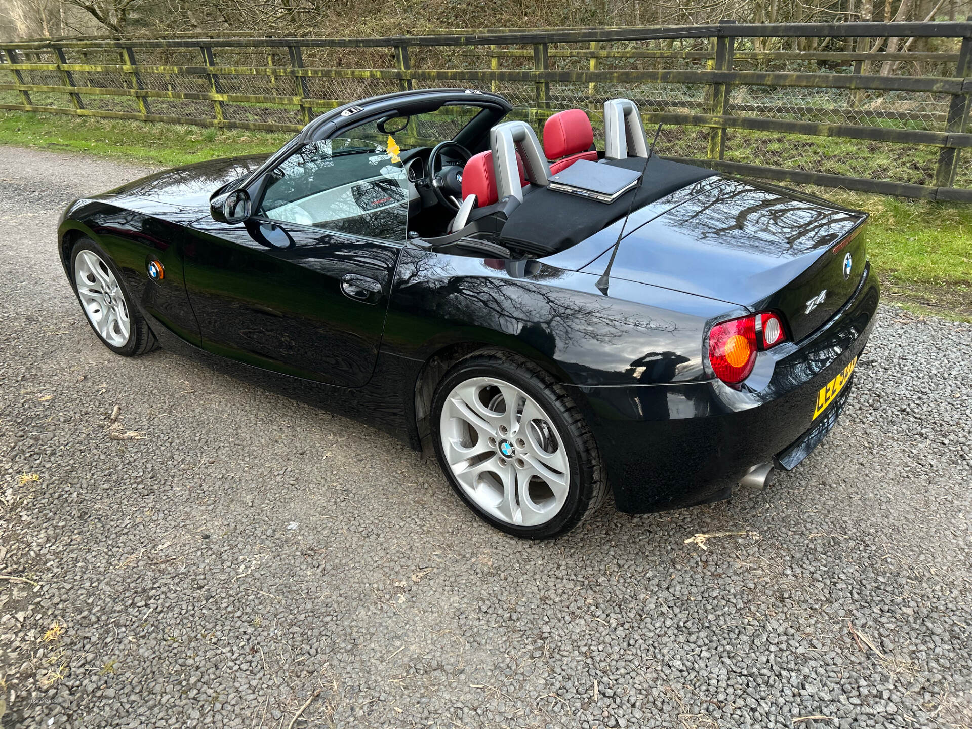 Aug 2005 BMW Z4 2.0i SE 2dr