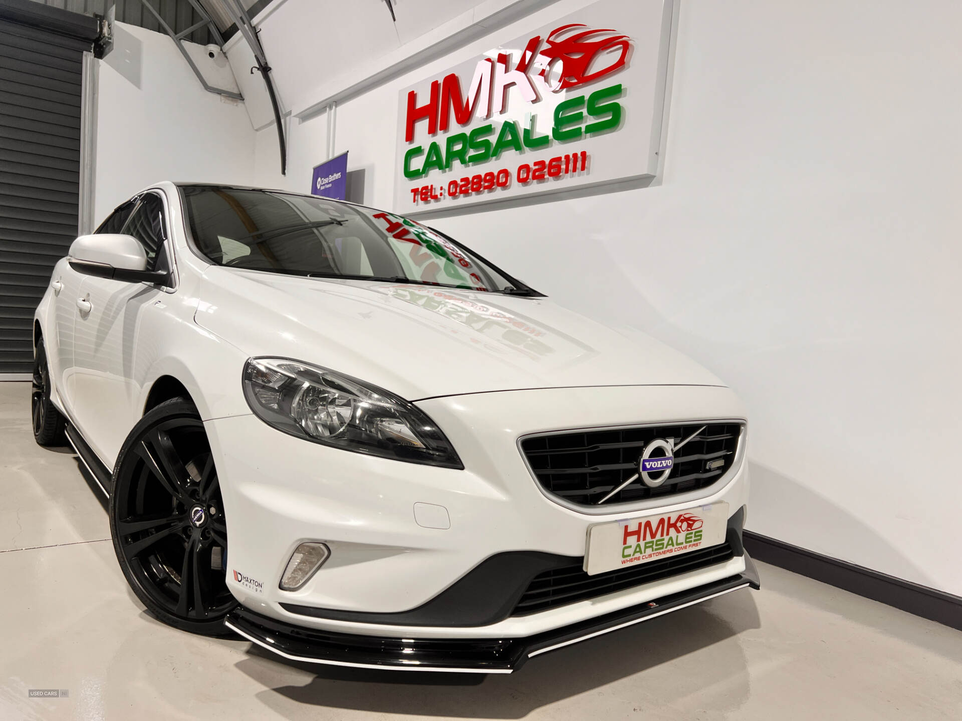 Sep 2015 Volvo V40 D4 [190] R DESIGN 5dr