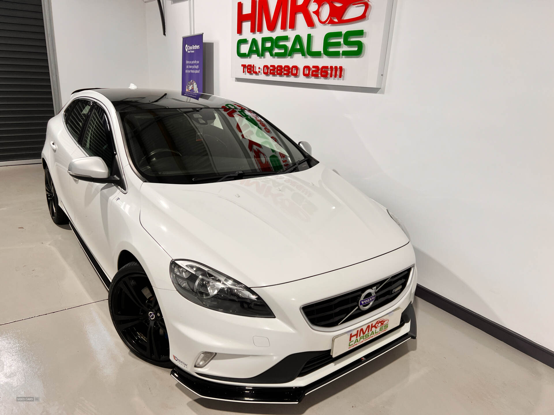 Sep 2015 Volvo V40 D4 [190] R DESIGN 5dr
