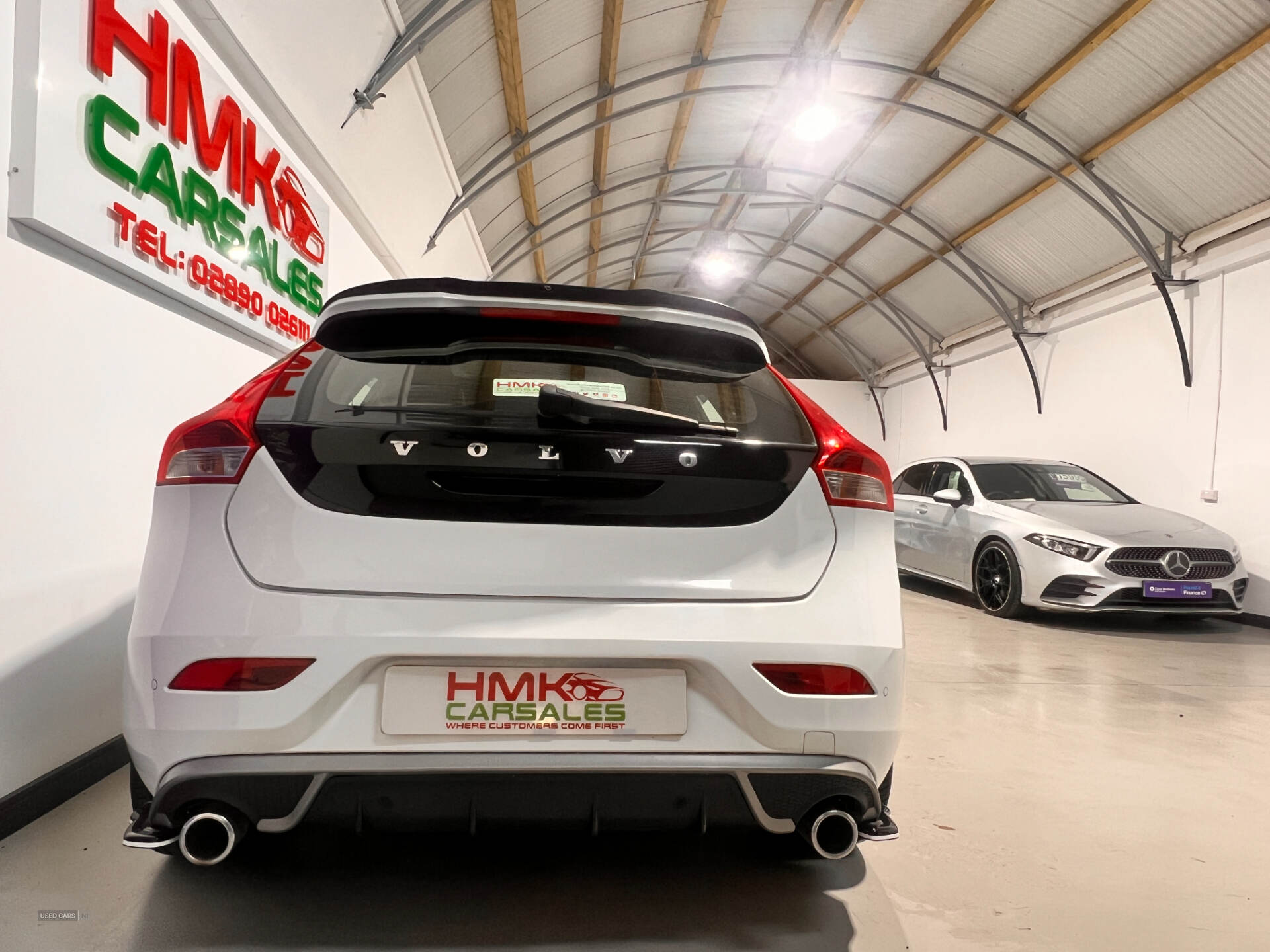 Sep 2015 Volvo V40 D4 [190] R DESIGN 5dr