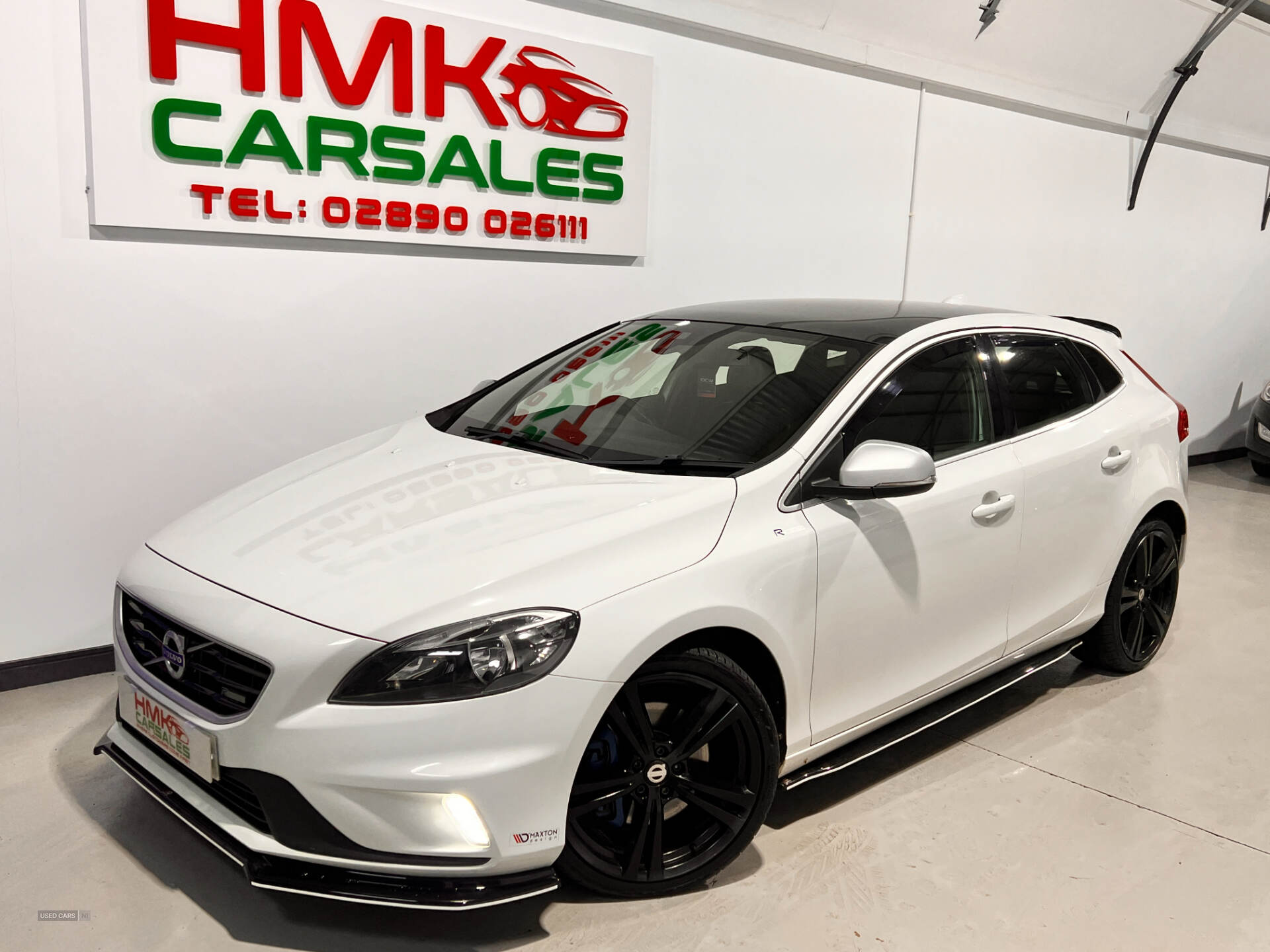 Sep 2015 Volvo V40 D4 [190] R DESIGN 5dr