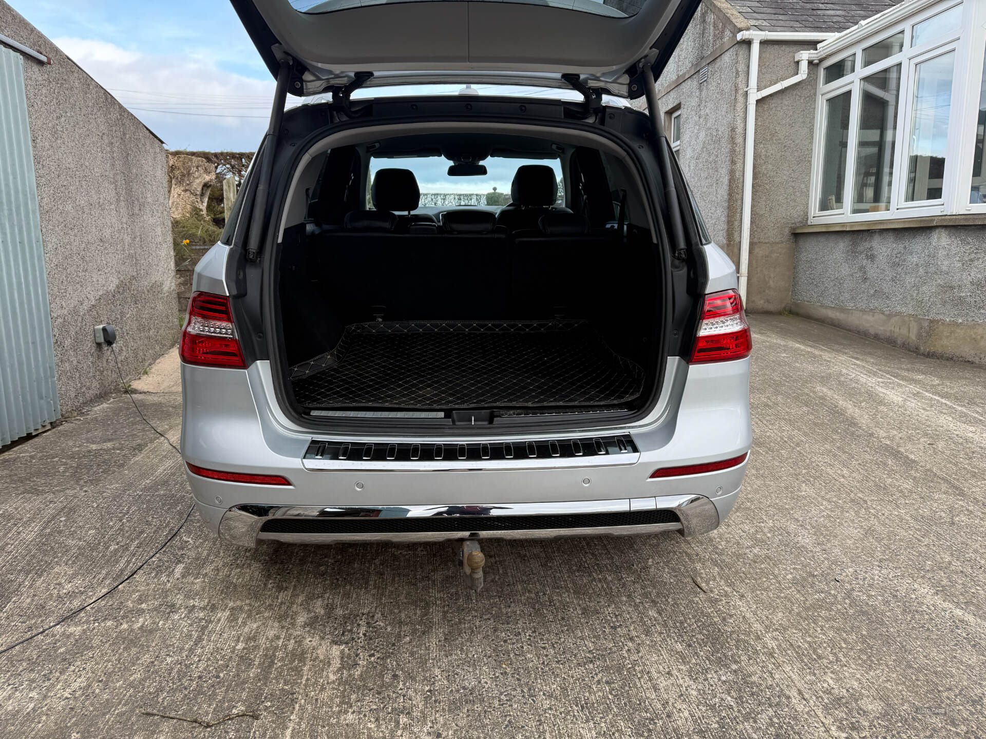 Apr 2012 Mercedes M-Class ML350 CDi BlueTEC Sport 5dr Auto