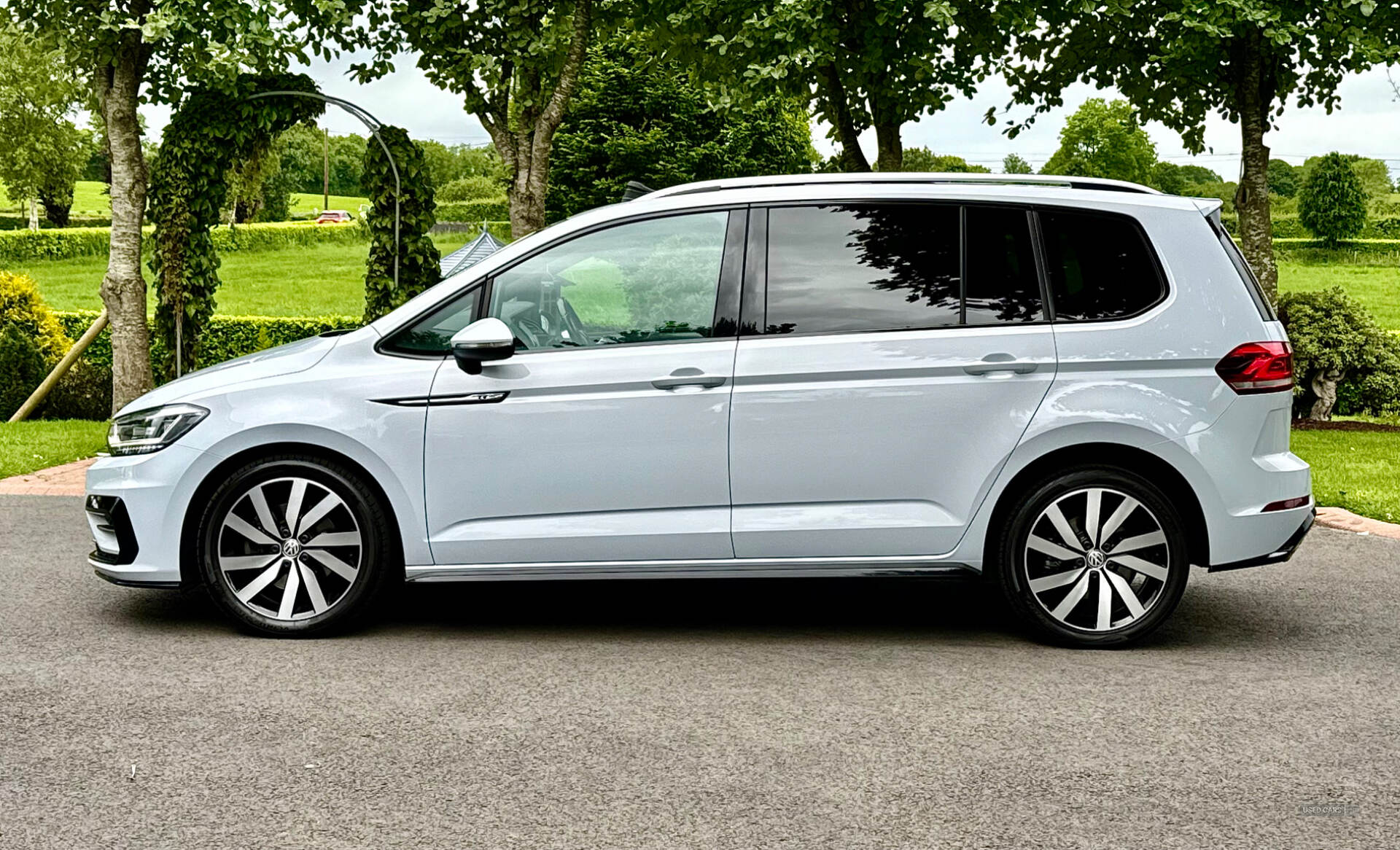 Apr 2018 Volkswagen Touran 2.0 TDI 190 R-Line 5dr DSG