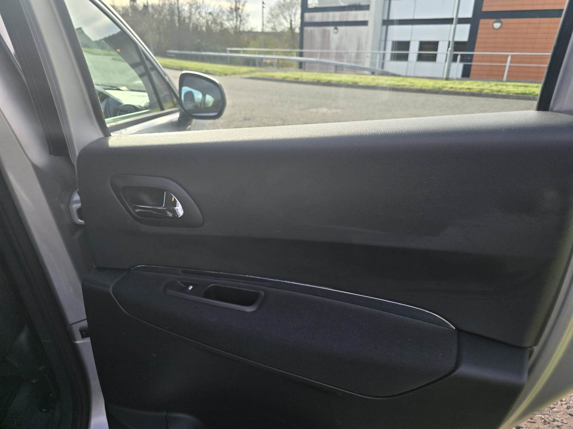 Feb 2015 Peugeot 3008 1.6 HDi Active 5dr