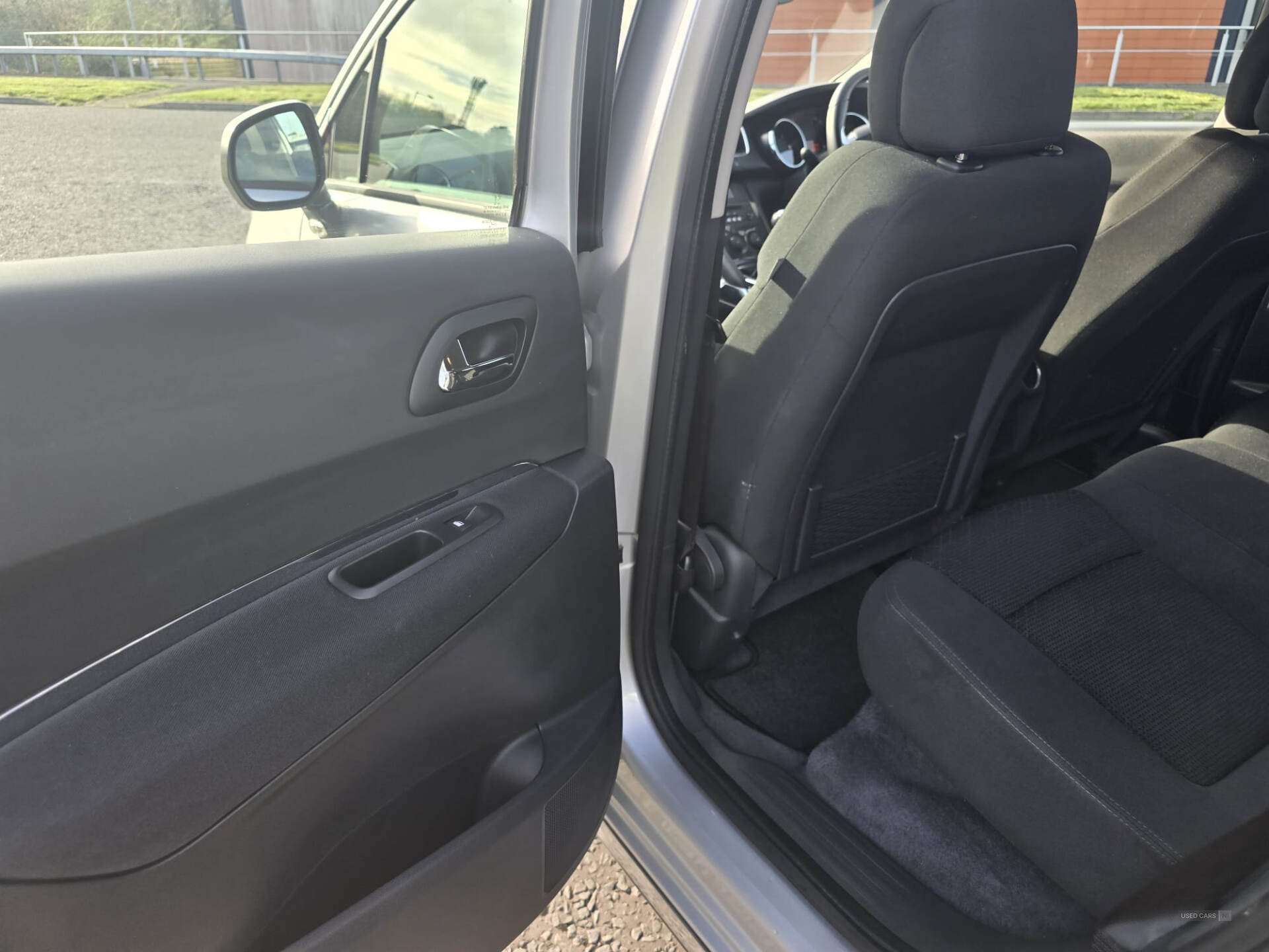 Feb 2015 Peugeot 3008 1.6 HDi Active 5dr