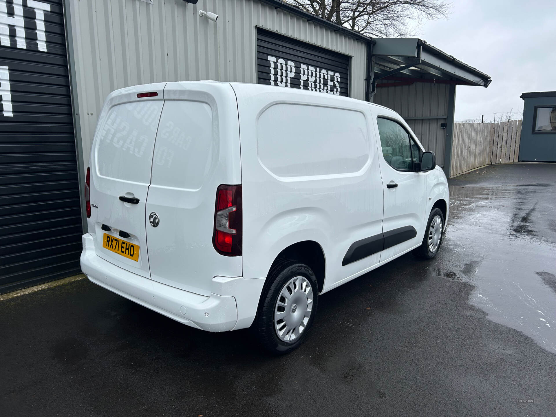 Jan 2022 Vauxhall Combo 2300 1.5 Turbo D 100ps H1 Sportive Van