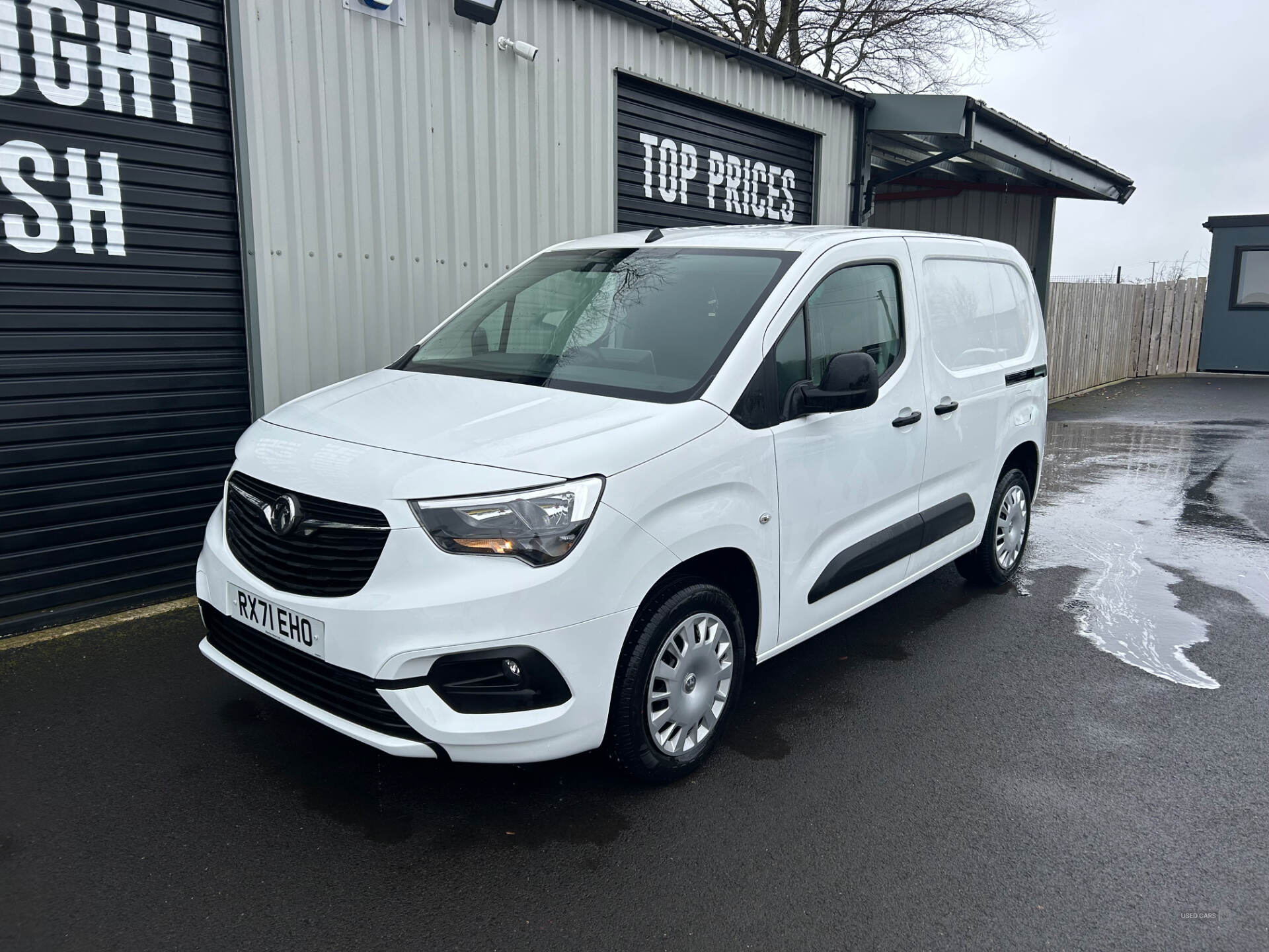 Jan 2022 Vauxhall Combo 2300 1.5 Turbo D 100ps H1 Sportive Van