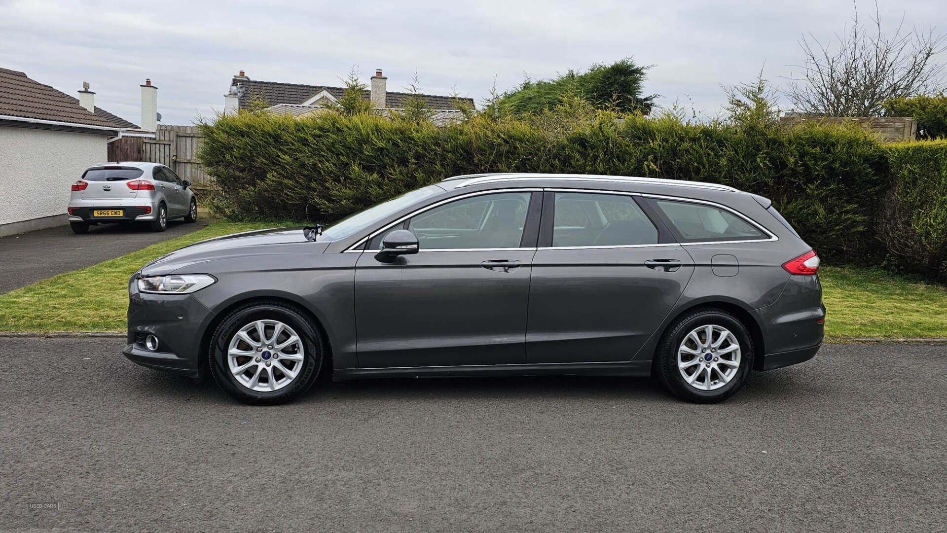 Nov 2015 Ford Mondeo 2.0 TDCi ECOnetic Zetec 5dr