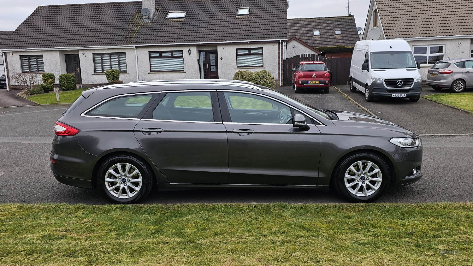 Nov 2015 Ford Mondeo 2.0 TDCi ECOnetic Zetec 5dr