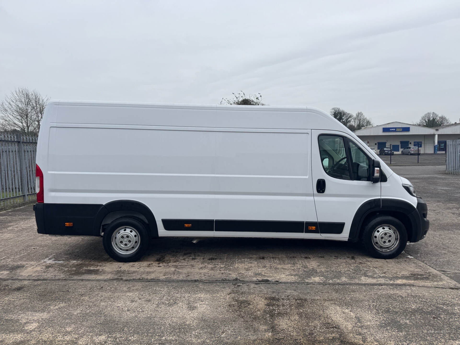 Jun 2021 Peugeot Boxer 2.2 BlueHDi H2 Professional Van 140ps