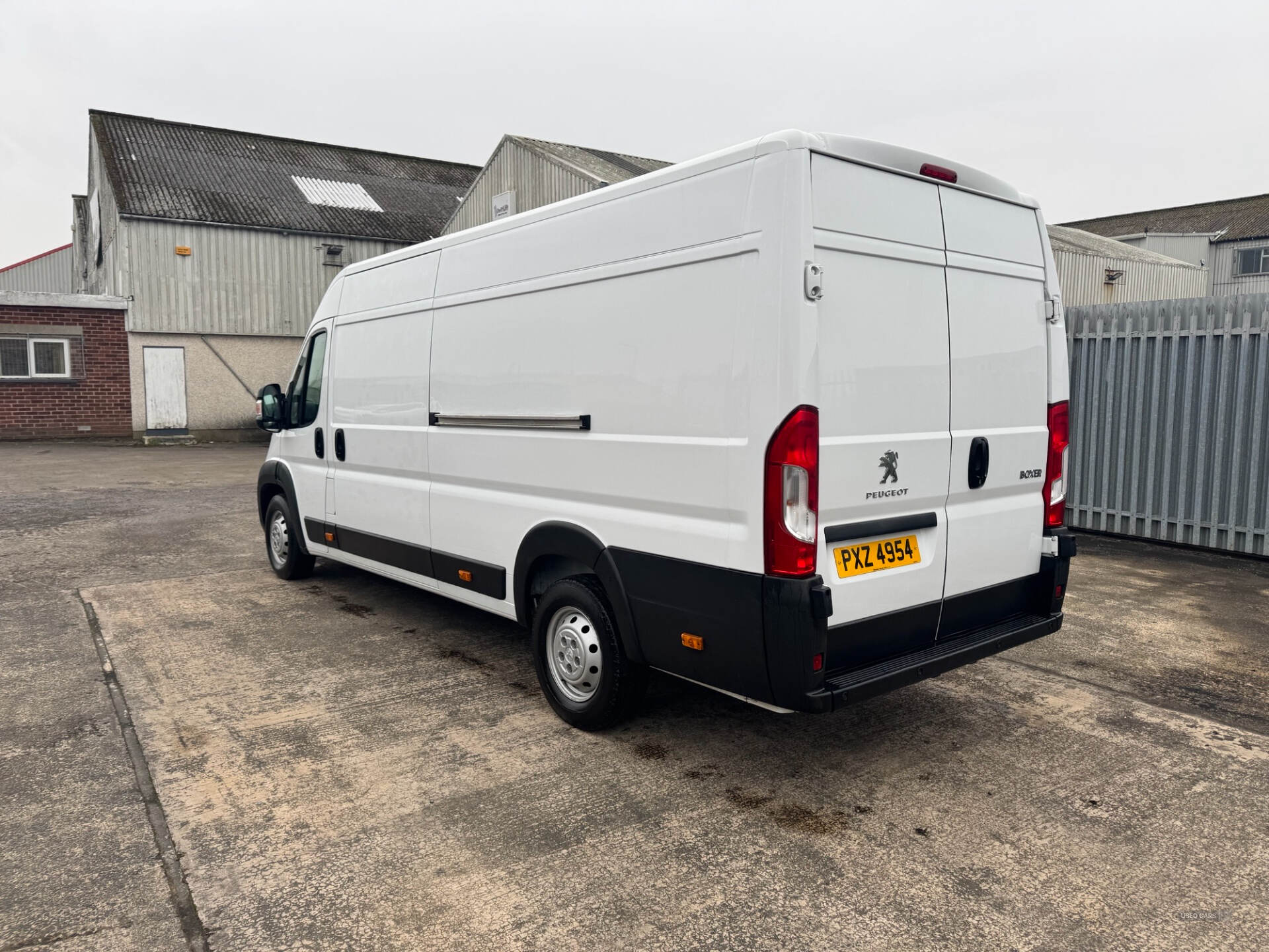 Jun 2021 Peugeot Boxer 2.2 BlueHDi H2 Professional Van 140ps