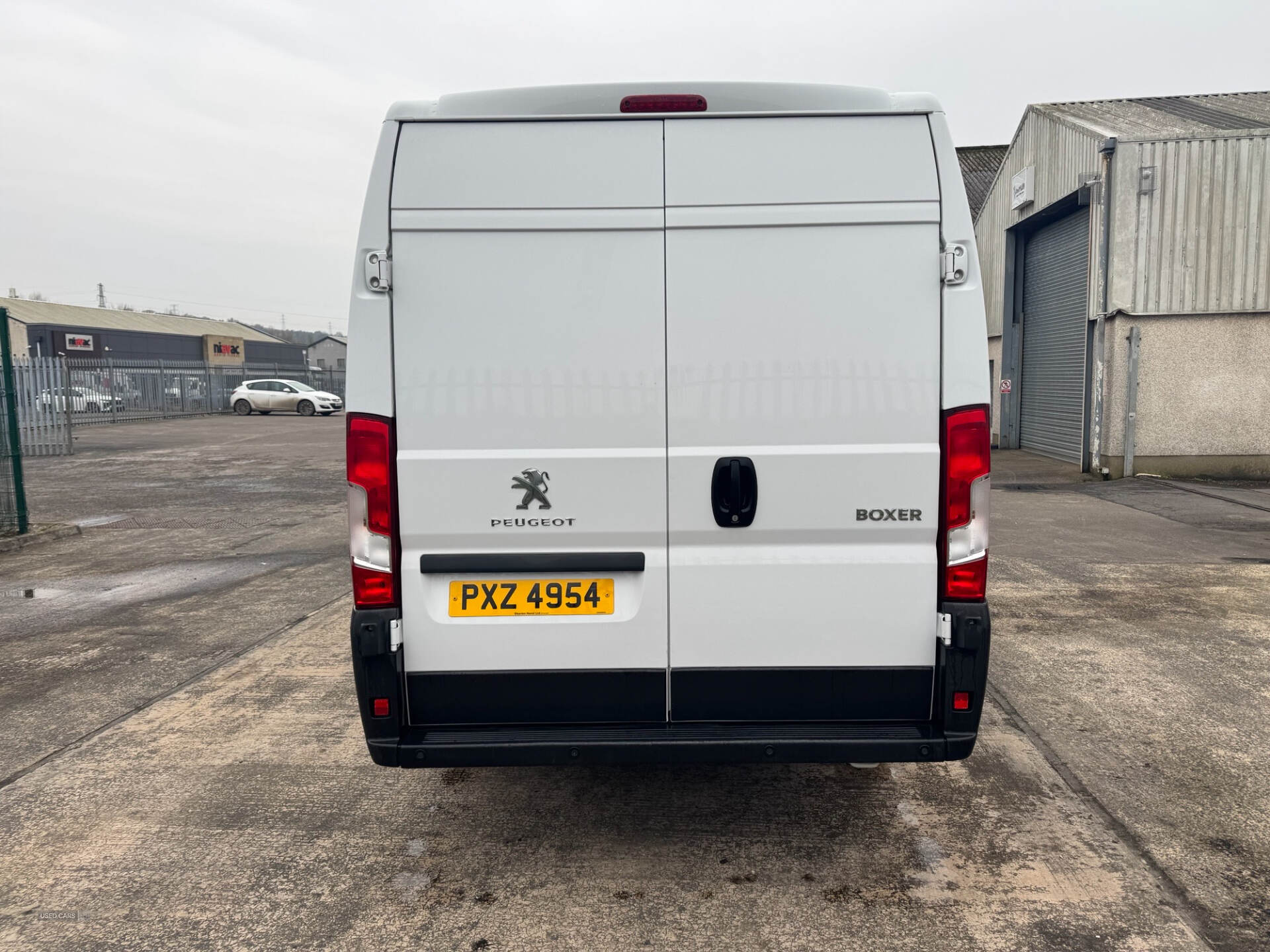 Jun 2021 Peugeot Boxer 2.2 BlueHDi H2 Professional Van 140ps