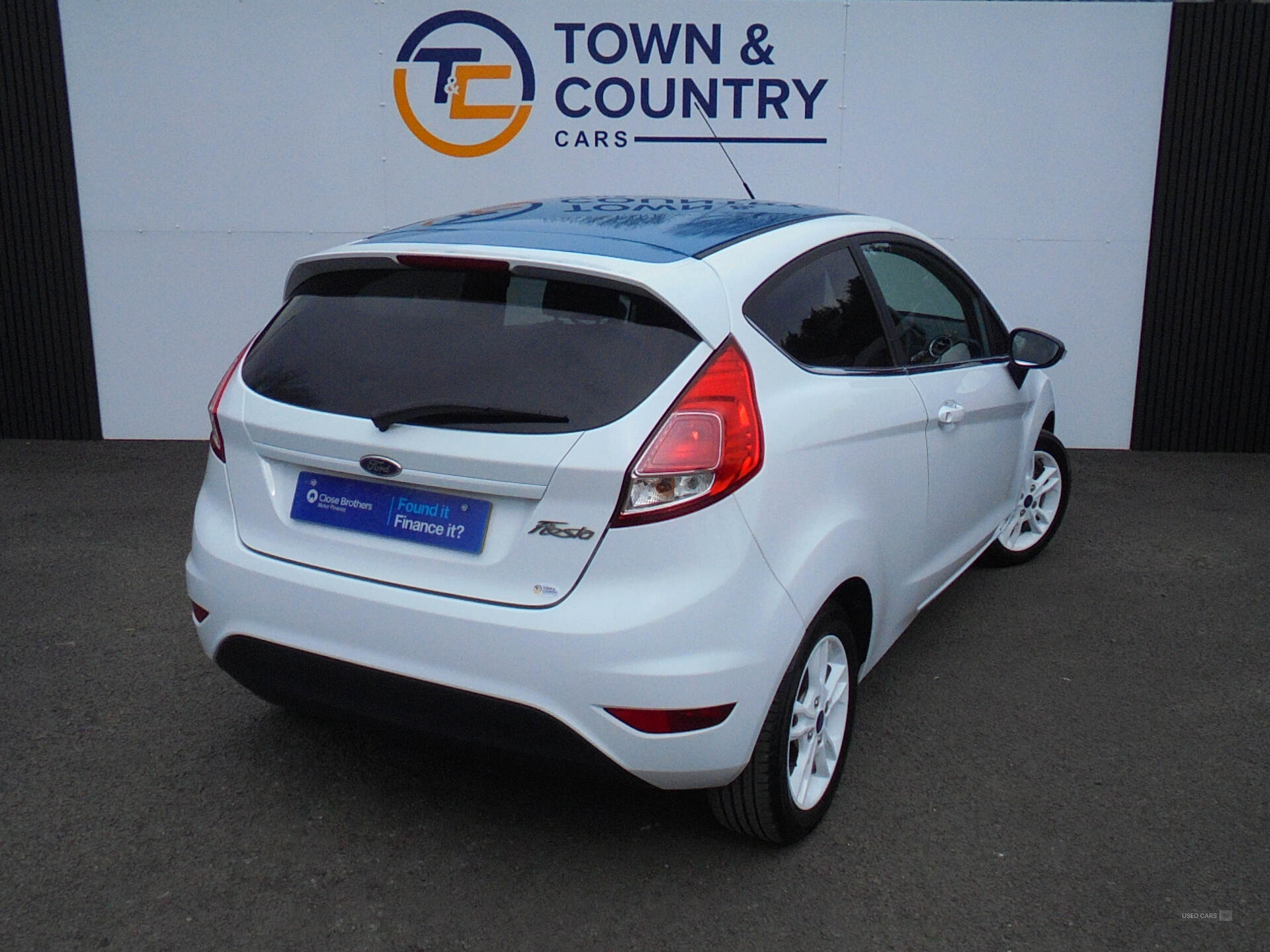 Nov 2016 Ford Fiesta 1.25 82 Zetec White 3dr