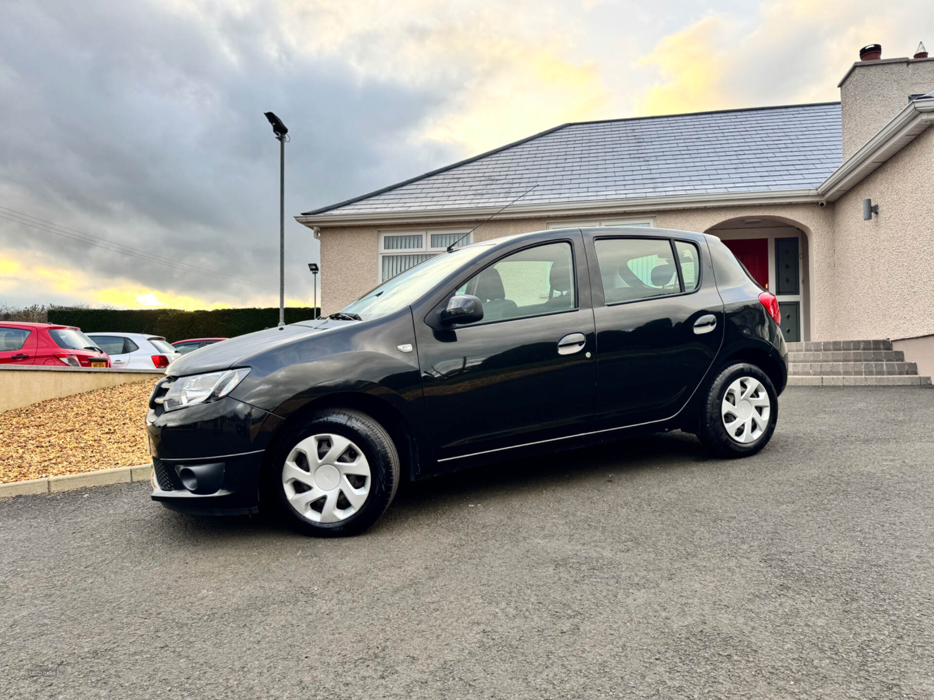 Jun 2022 Dacia  